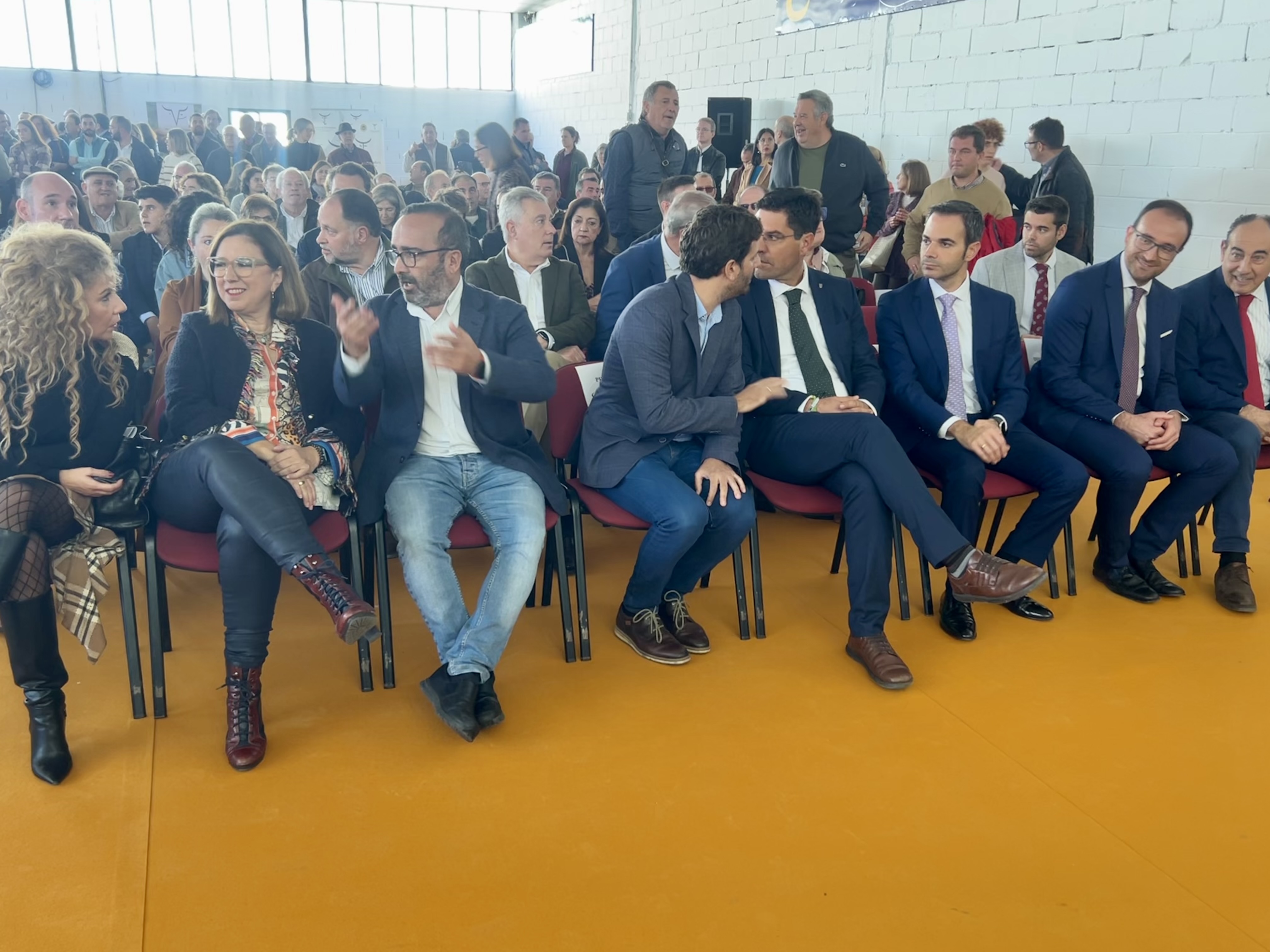 La consejera de Agricultura, Ganadería y Desarrollo Sostenible, Mercedes Morán, durante la inauguración de la feria de Trujillo.