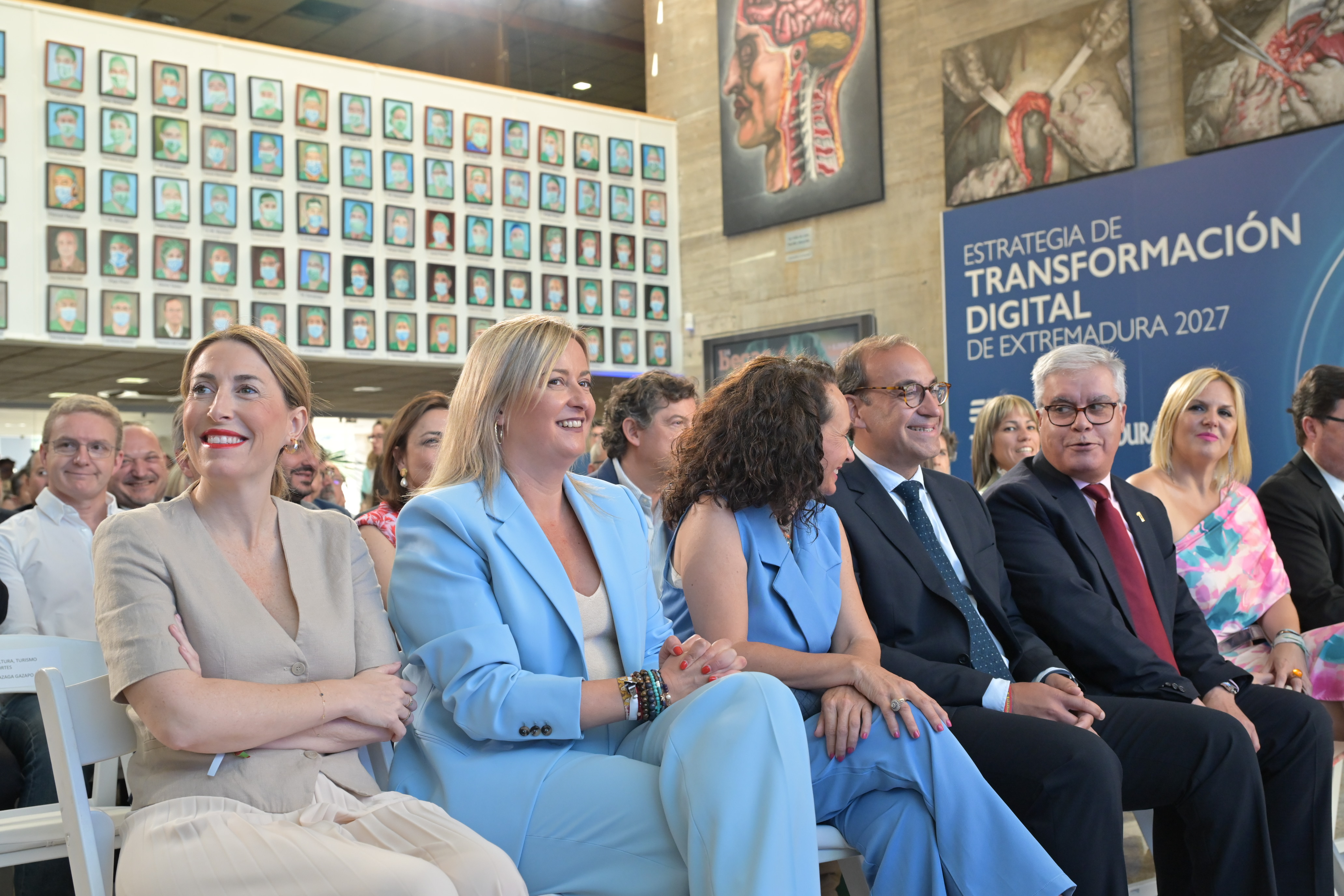 Image 3 of article La Junta presenta la Estrategia de Transformación Digital de Extremadura 2027 con la visión de convertirnos en líderes en digitalización