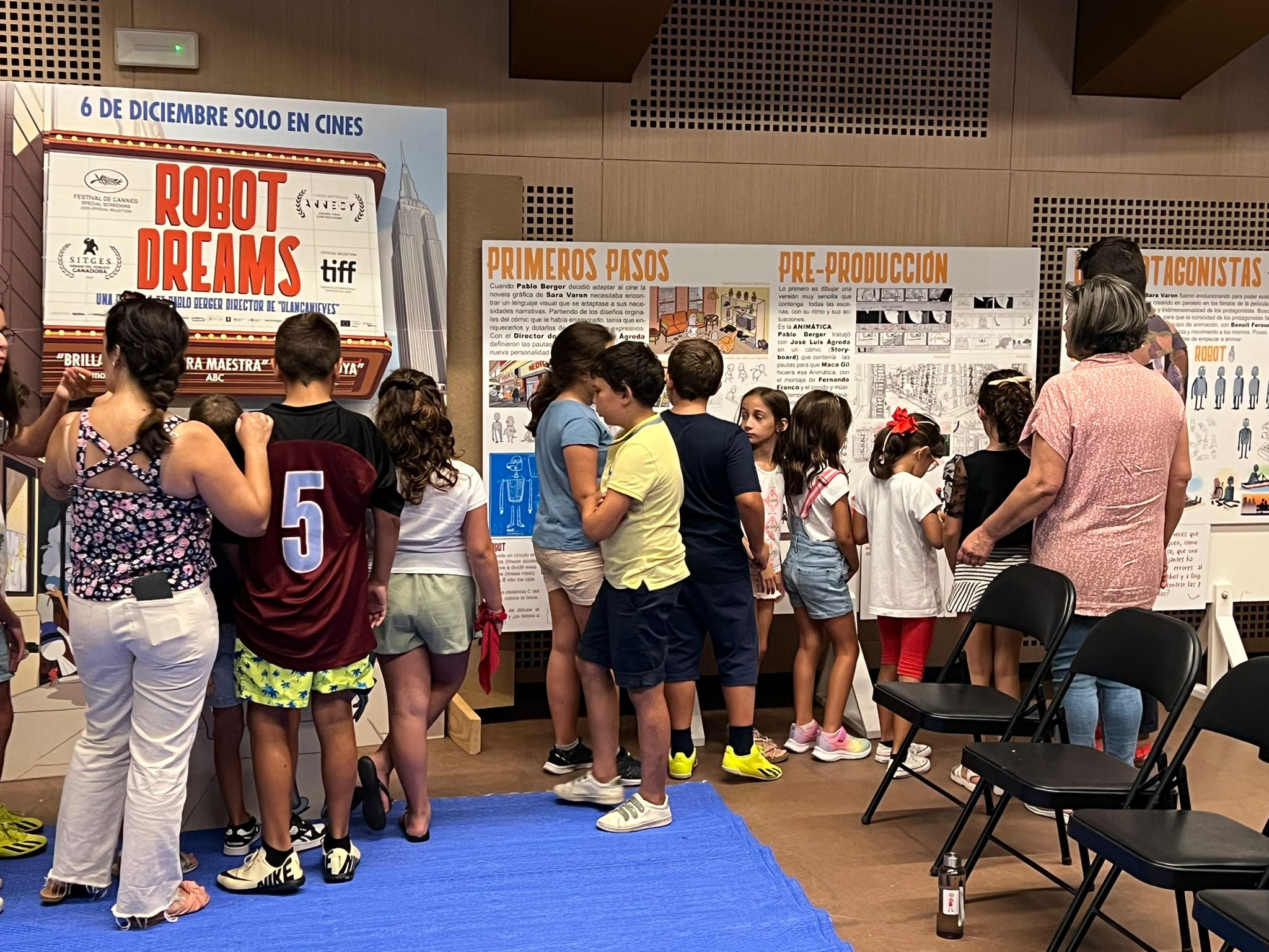 Imagen del artículo La exposición sobre la película Robot Dreams de la Filmoteca de Extremadura llega a Portugal en el marco del Festival Periferias