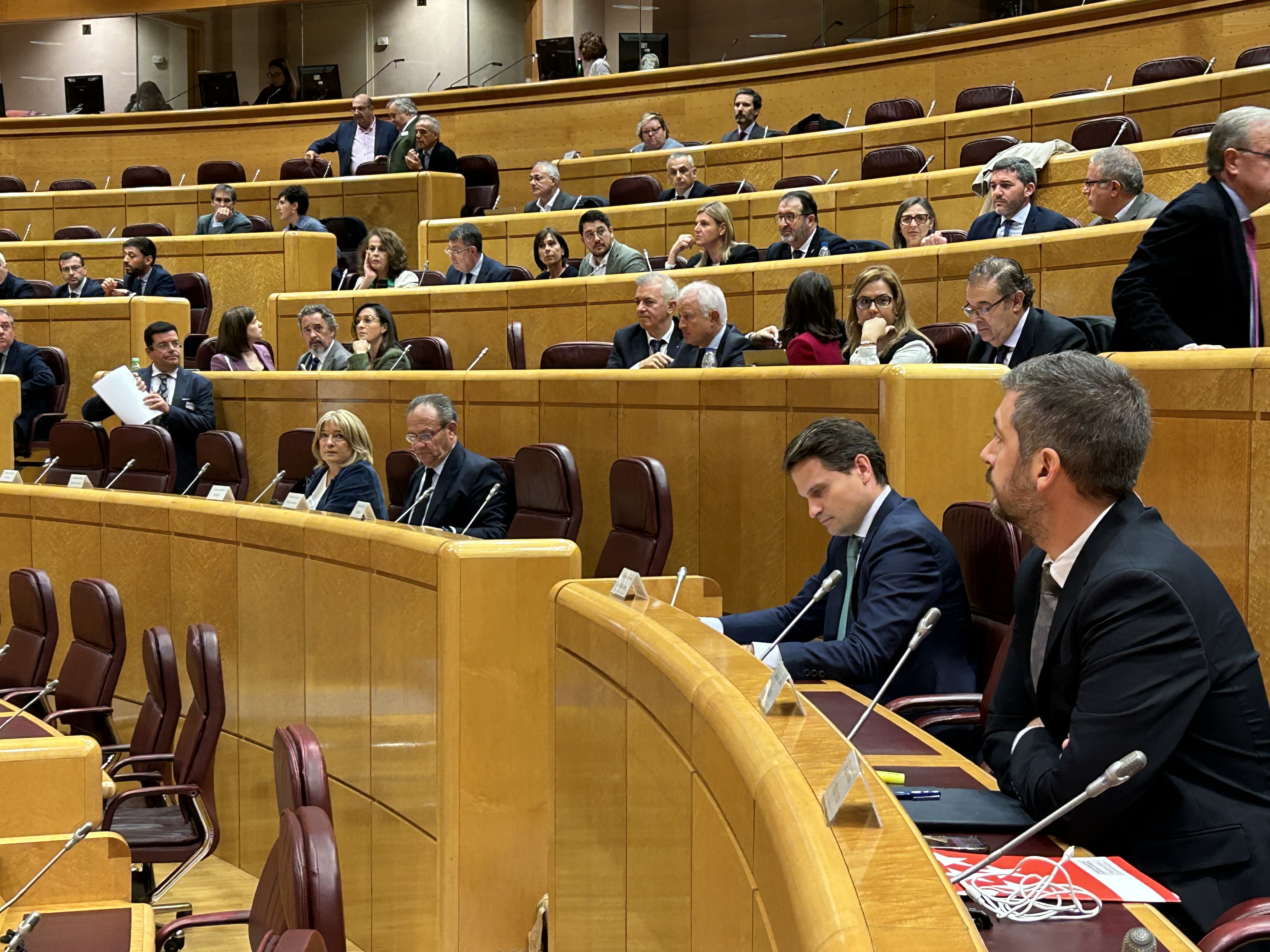 Abel Bautista en la Comisión del Senado foto 5