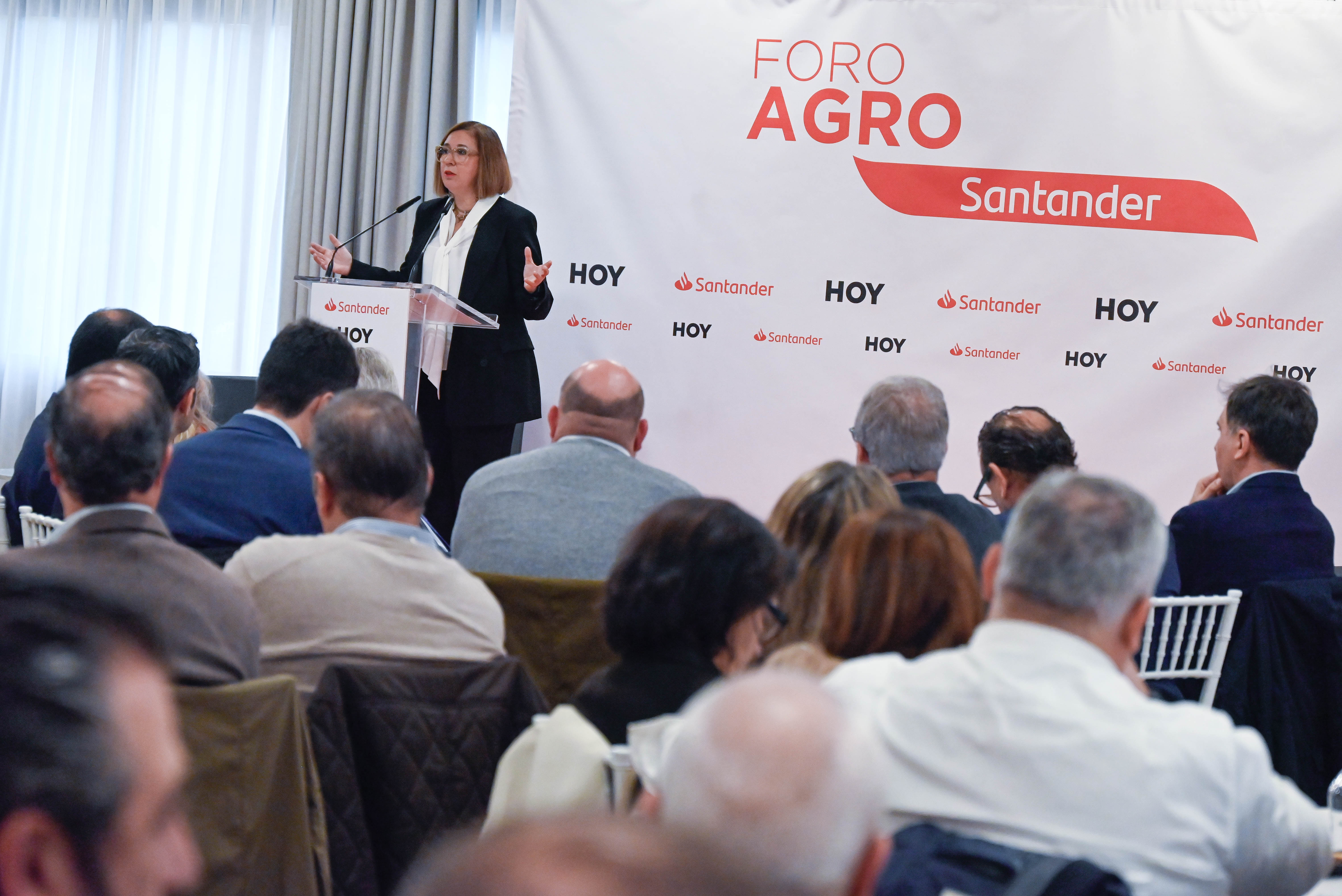 Image 6 of article Mercedes Morán destaca la subida a 10,5 millones de euros de la partida para contratar seguros agrarios en el presupuesto de 2024