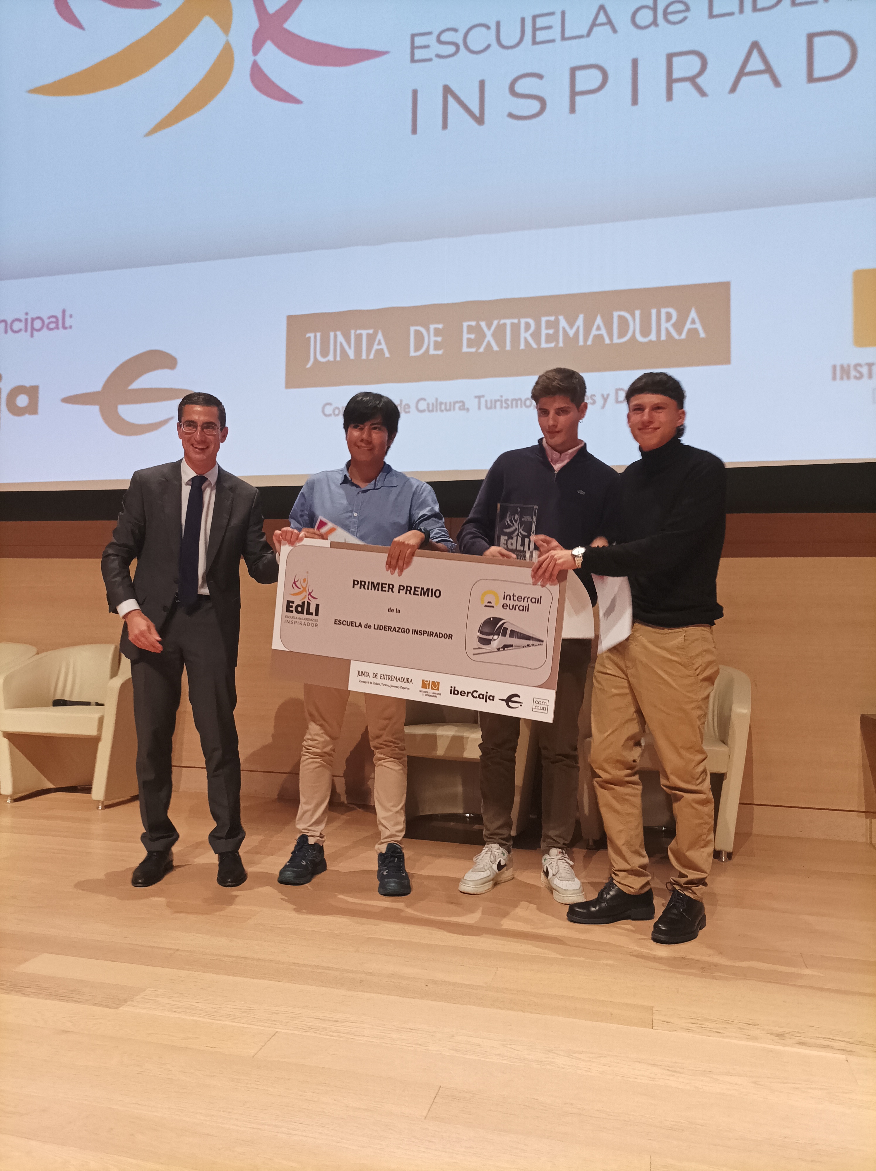 Image 4 of article La Escuela de Liderazgo Inspirador de Extremadura elige el proyecto ganador de su tercera edición