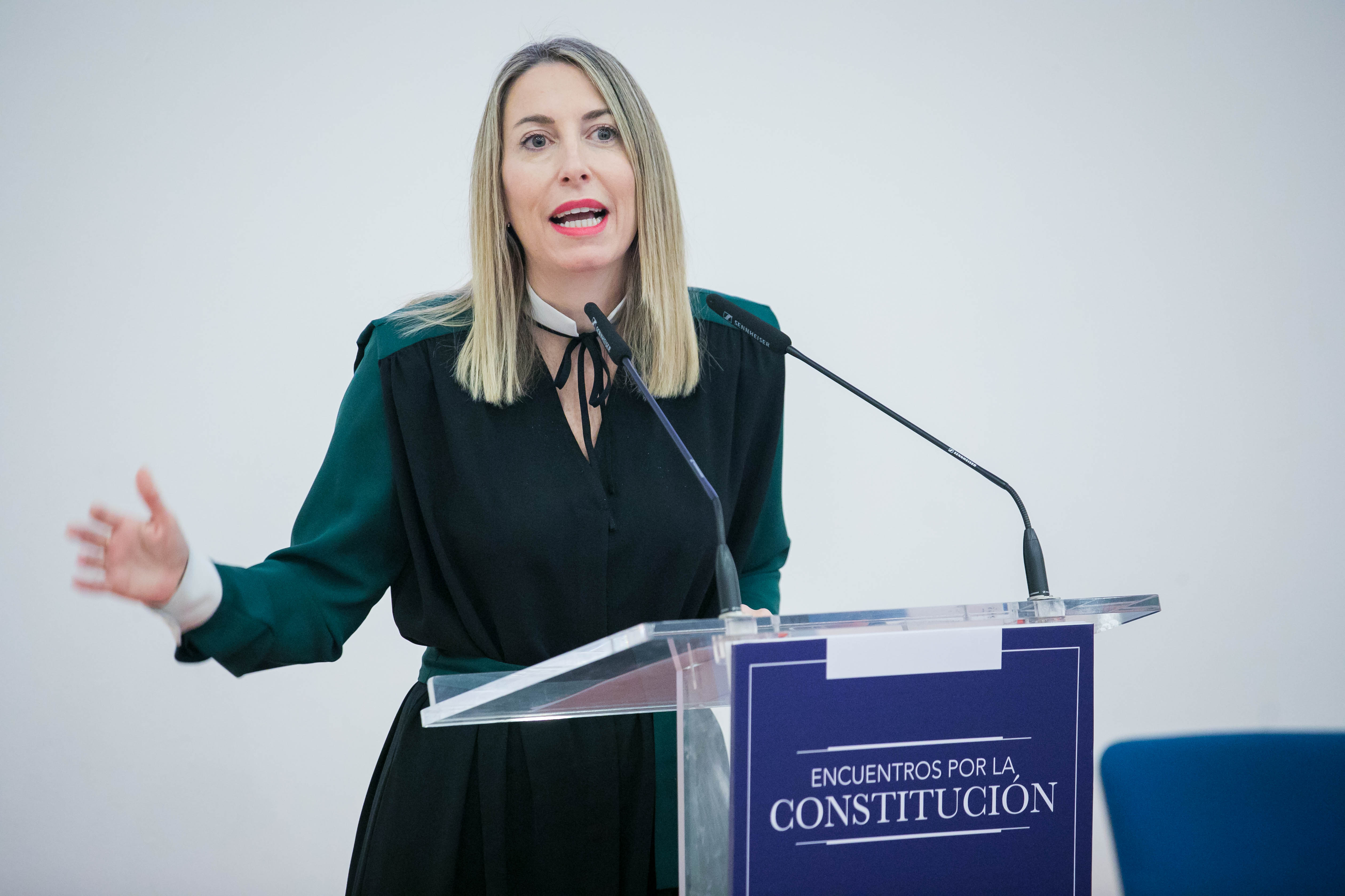 Image 5 of article María Guardiola reivindica la Constitución en la víspera de su 45 aniversario como una arquitectura excepcional para la convivencia