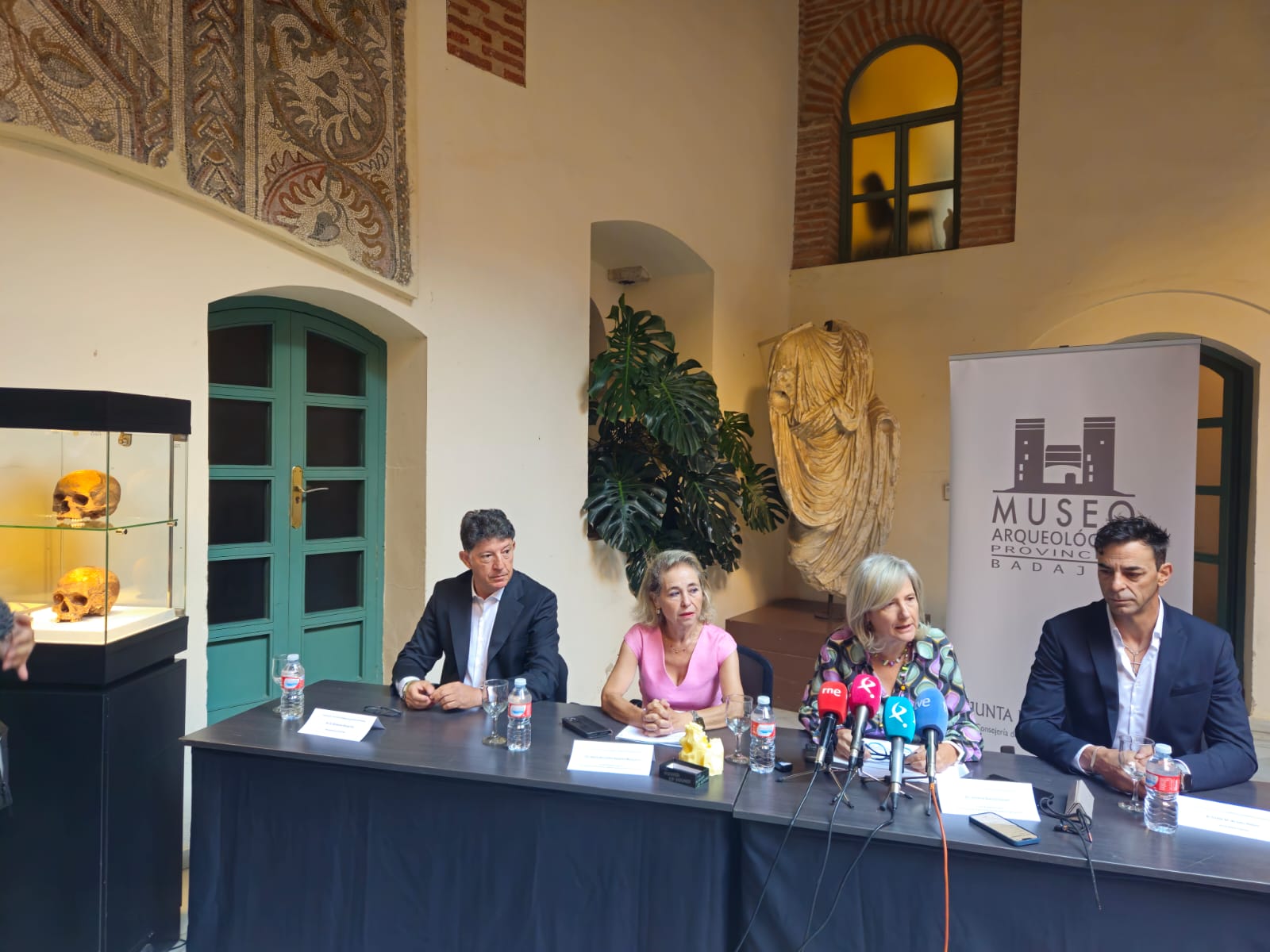 Image 1 of article La Junta de Extremadura apoya la investigación para la reconstrucción del rostro de los extremeños más antiguos que habitaron la región hace 5.000 años