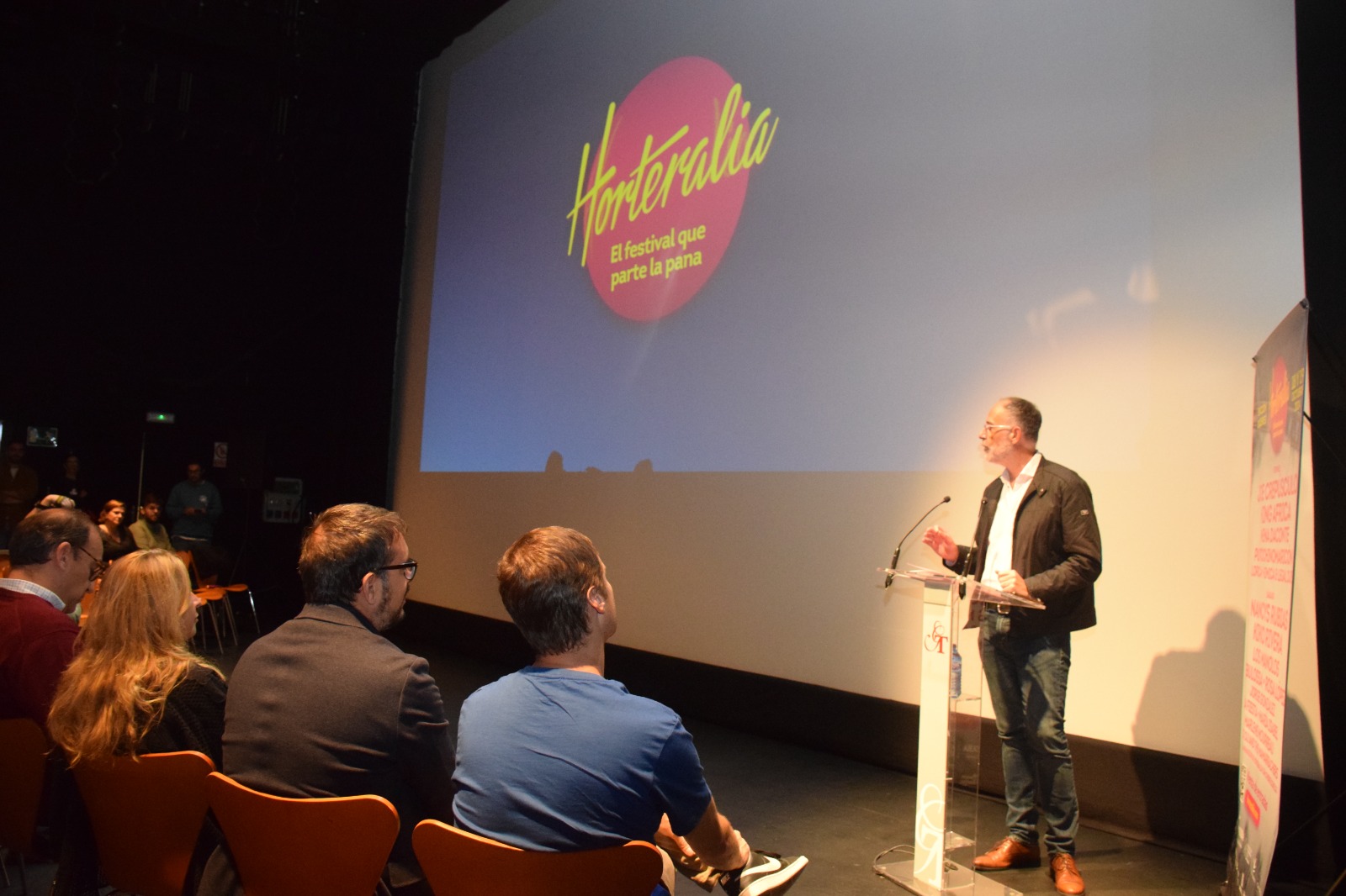 Image 2 of article La Junta destaca la proyección nacional del festival Horteralia que este año alcanza su décimo tercera edición