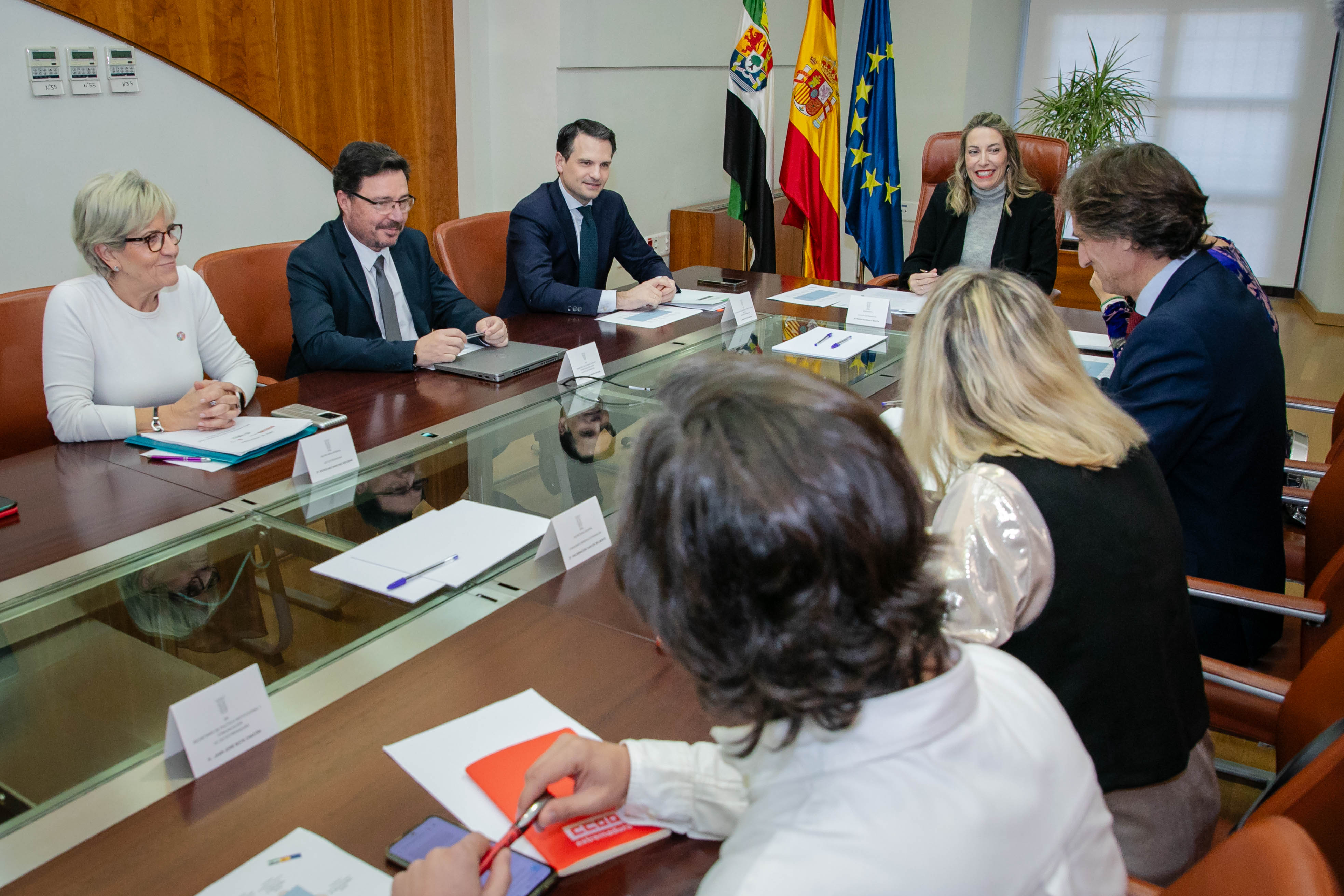 Imagen del artículo Junta de Extremadura y agentes sociales firman la 'Declaración institucional por el Diálogo Social'