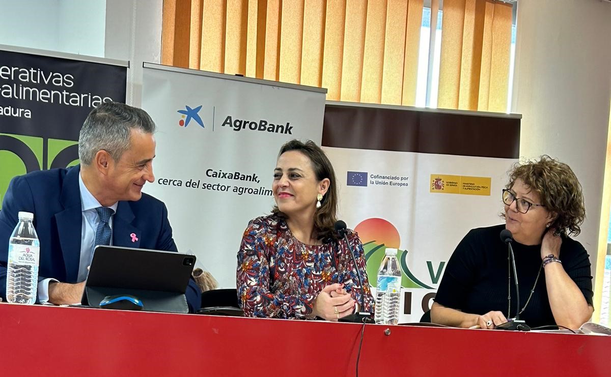 Imagen del artículo La secretaria general de Igualdad y Conciliación considera la cooperativa como una excelente fórmula para crear un proyecto empresarial