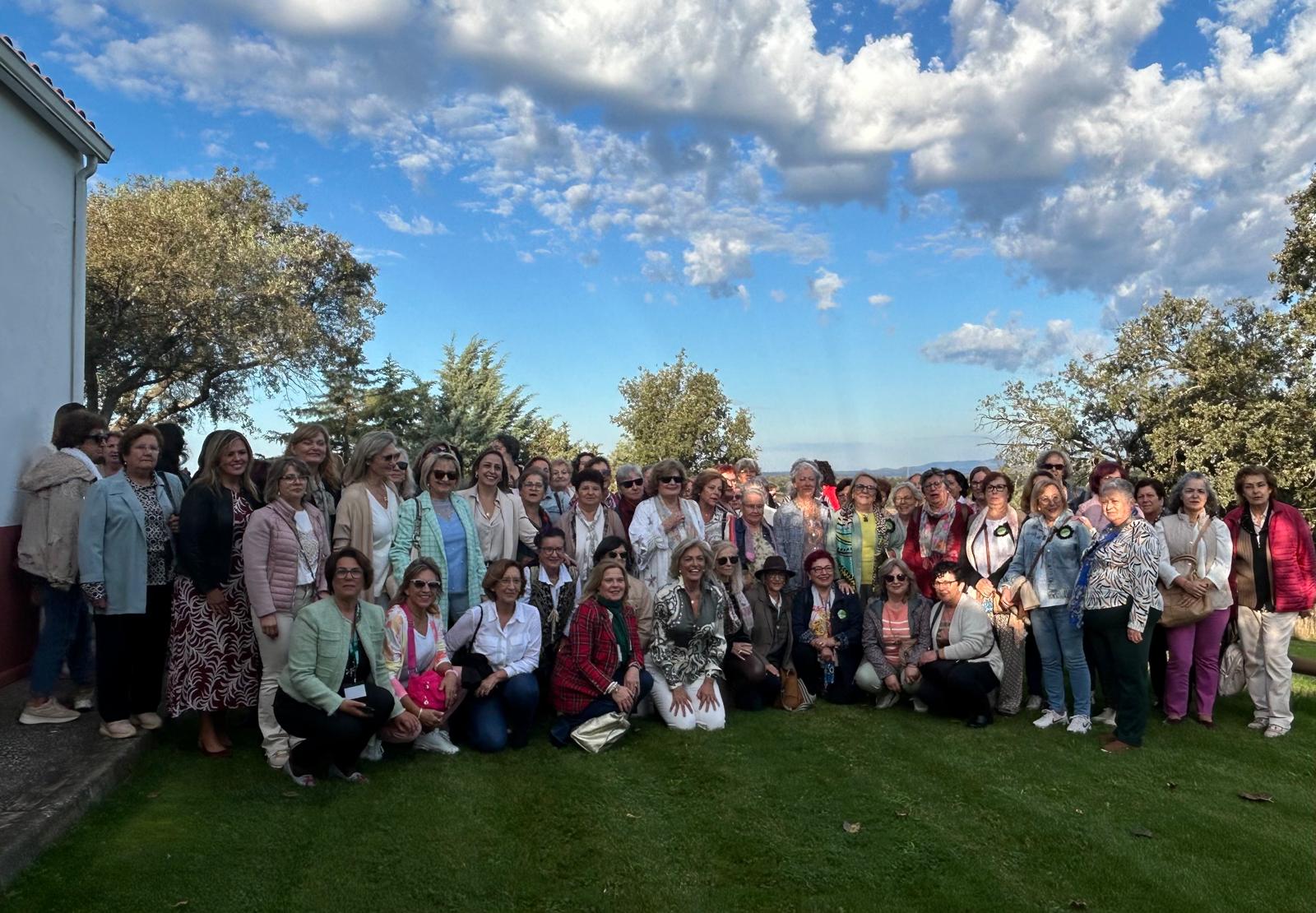 Imagen del artículo La secretaria general de Igualdad y Conciliación valora la importancia de las mujeres en el tejido asociativo rural