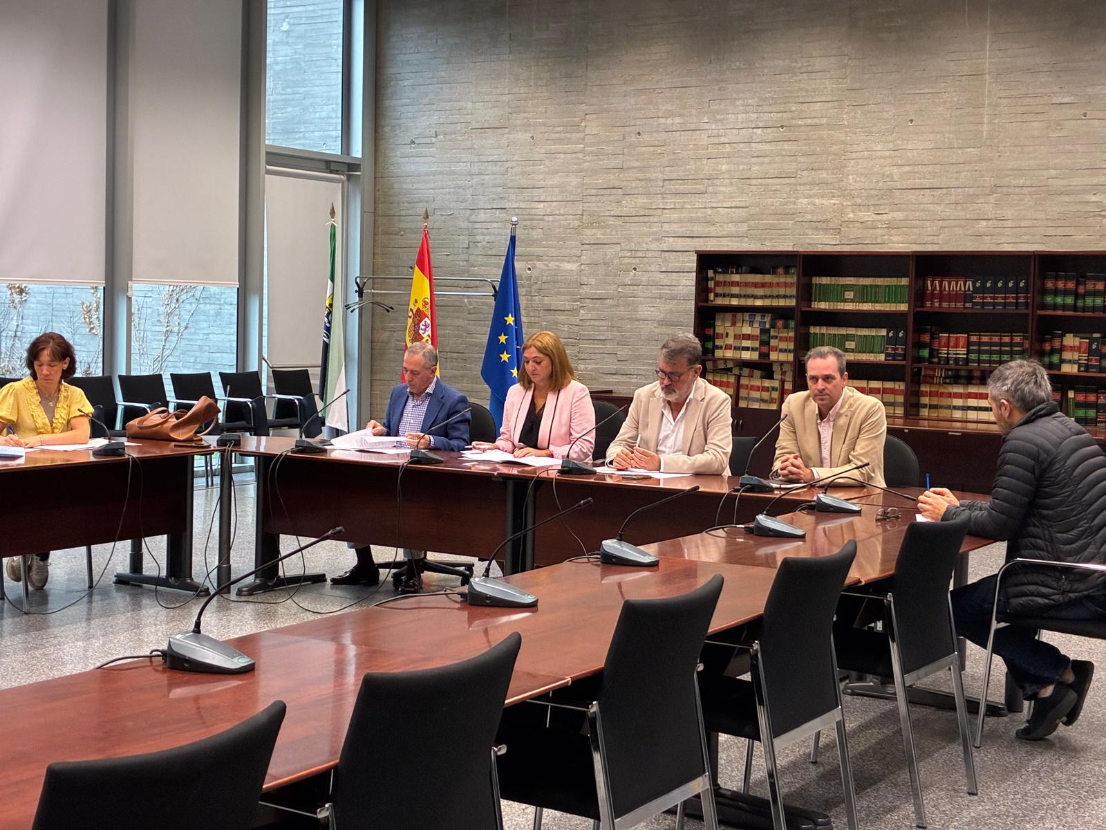 Educación convoca 333 plazas de oposiciones para el cuerpo de maestros, FP y Escuelas Oficiales de Idiomas para el año 2026 foto 7