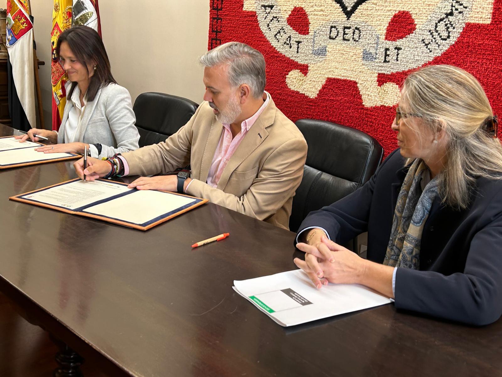 Image 2 of article AGENEX colaborará con el Ayuntamiento de Plasencia para promover la creación de comunidades energéticas