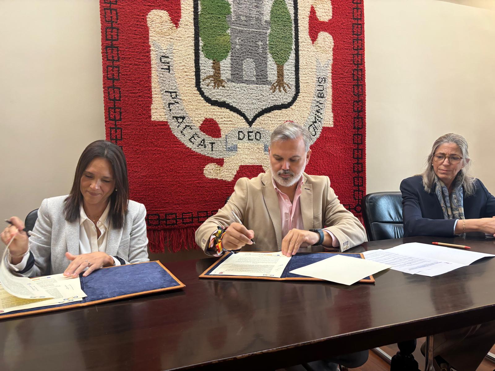 Image 4 of article AGENEX colaborará con el Ayuntamiento de Plasencia para promover la creación de comunidades energéticas