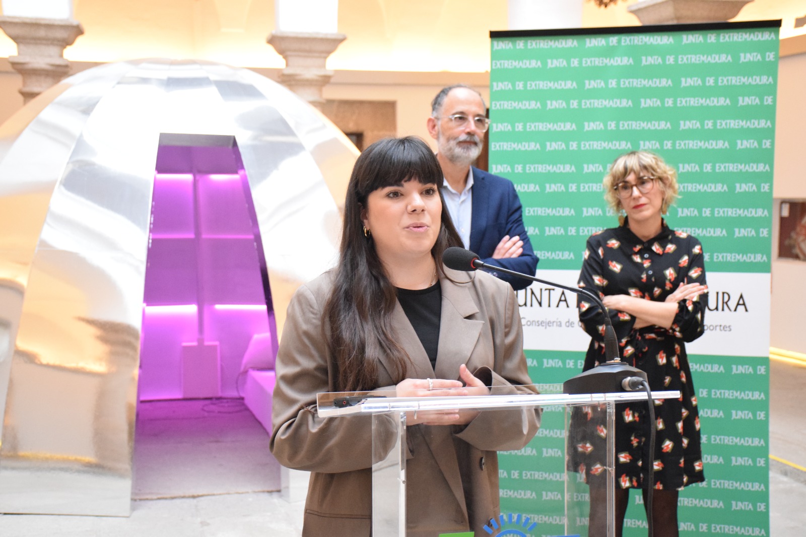 Image 9 of article La sala Santa Clara de Mérida expone una muestra de la artista visual Pilar del Puerto organizada por la Junta de Extremadura