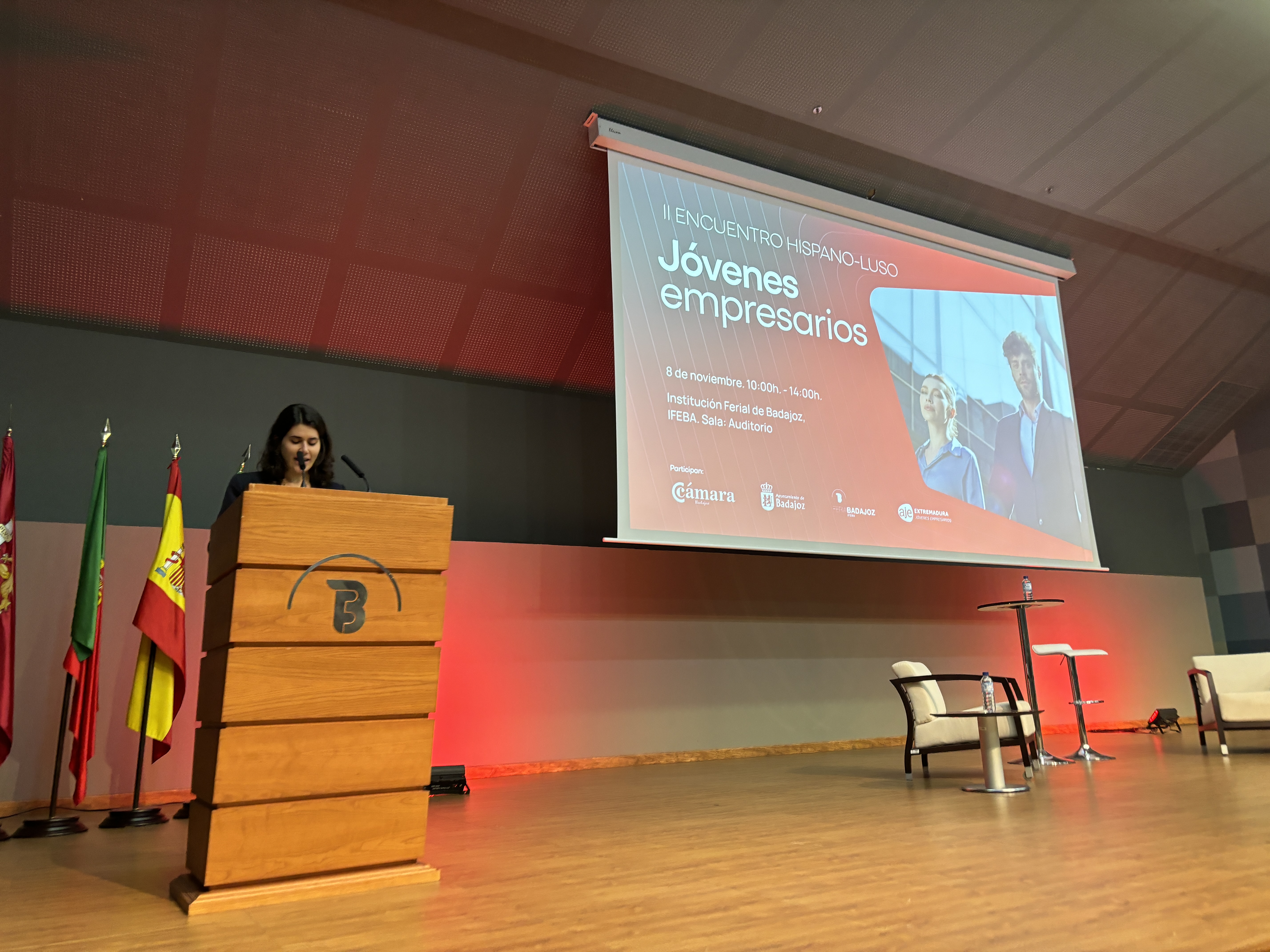 Imagen del artículo El IJEX anima a solicitar las ayudas de la Junta destinadas a la juventud en el II Encuentro Hispano Luso de Jóvenes Empresarios