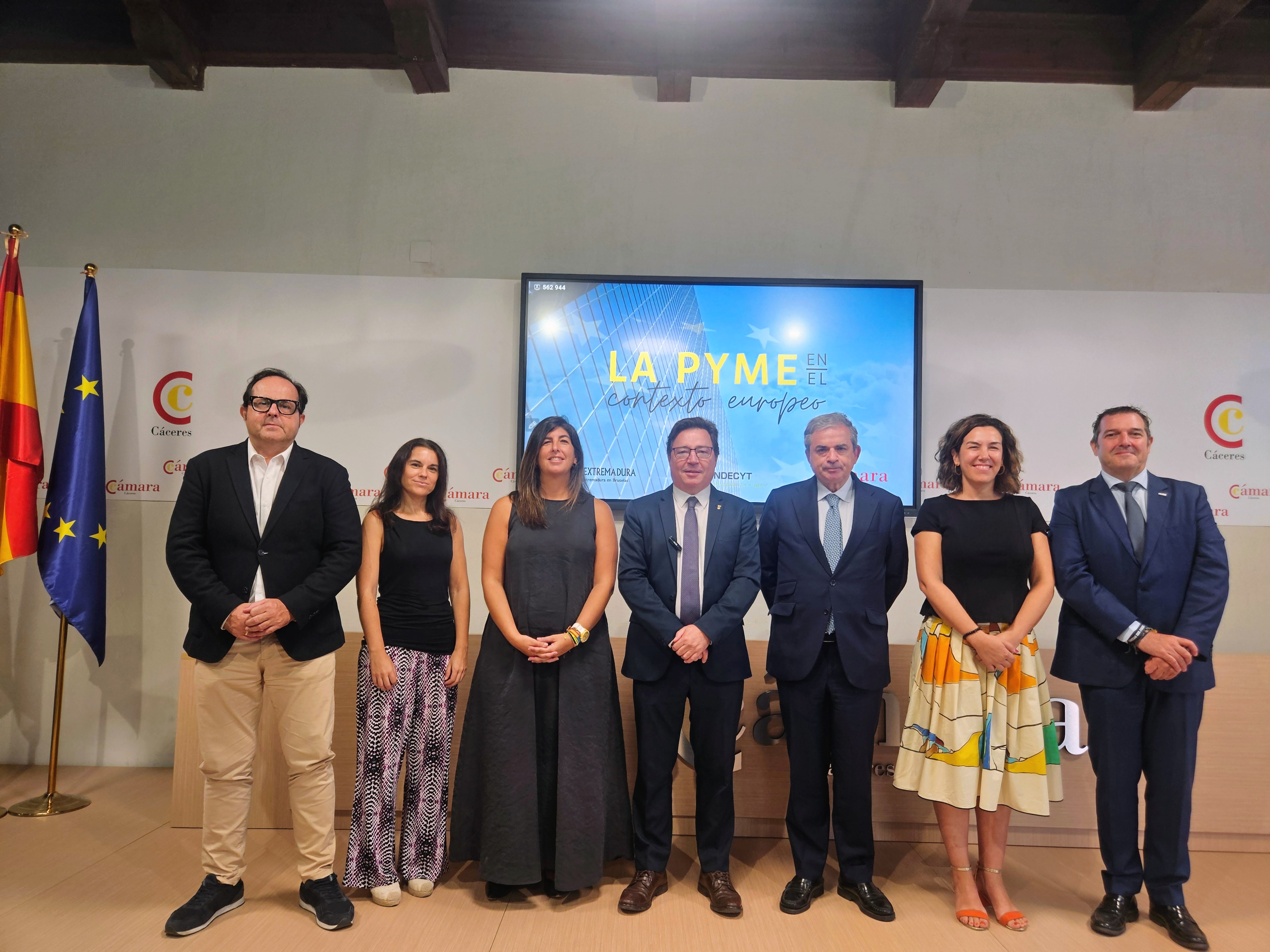 Foto de Santamaría destaca la apuesta de Extremadura por Europa como motor de crecimiento para las pymes