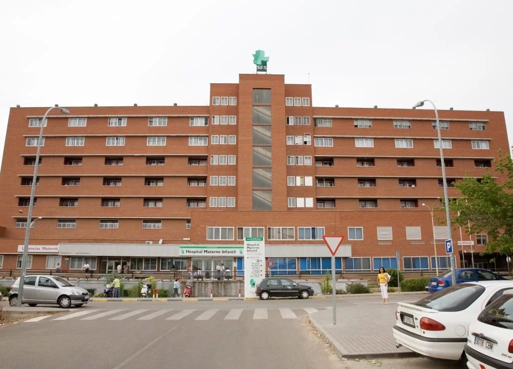 Imagen del artículo EL SES invierte más de 255.700 euros para la mejora de las instalaciones del complejo hospitalario de Badajoz