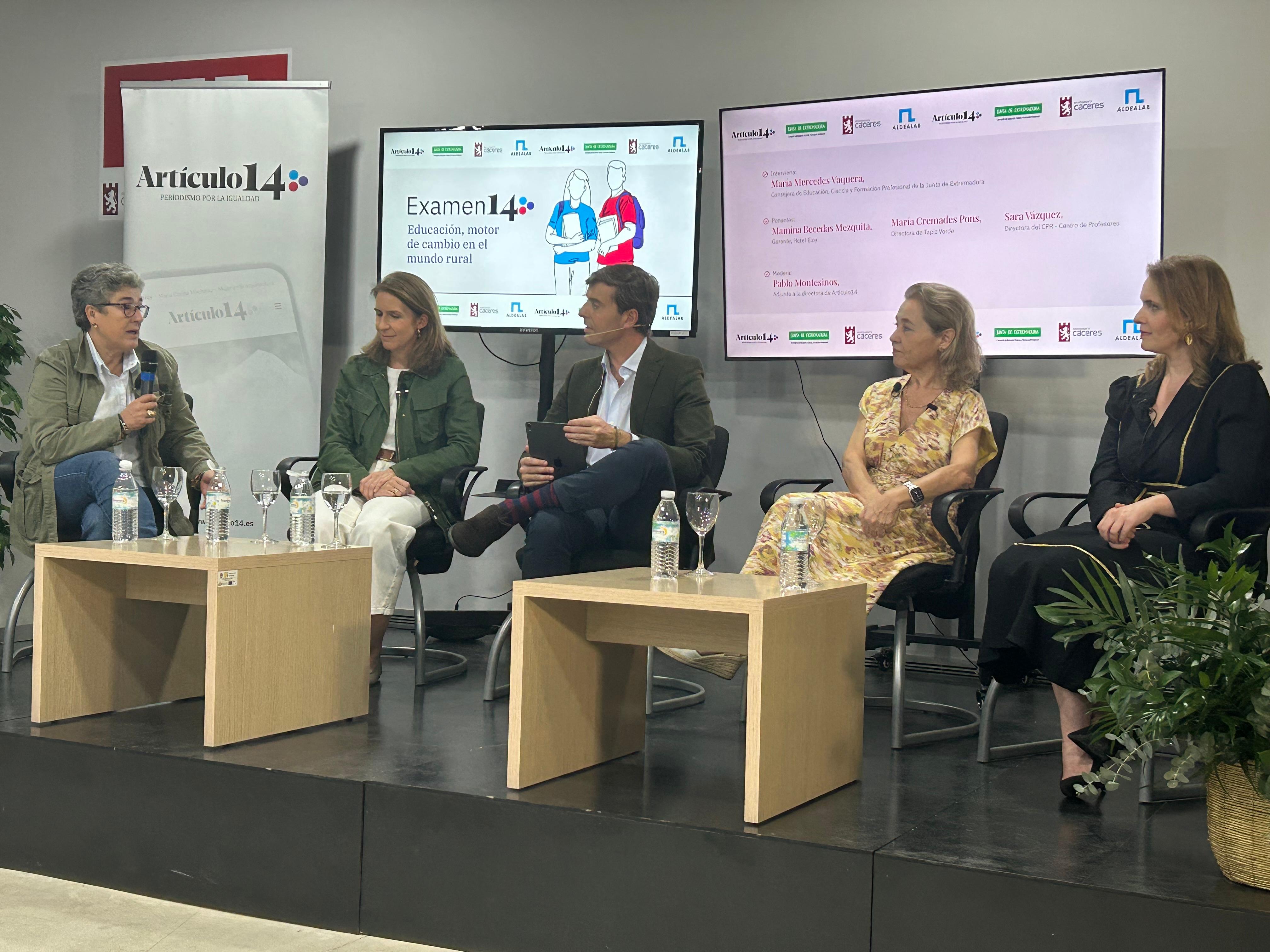Foro 'Educación como motor de cambio el mundo rural' foto 1
