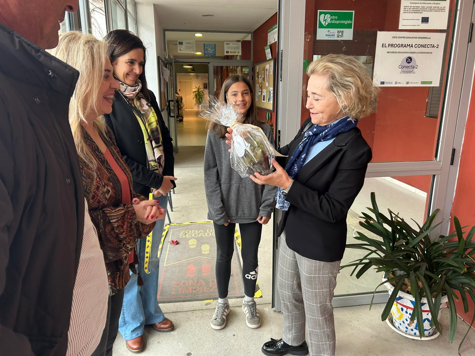 La consejera de Educación ha visitado el IES Ciudad Jardín de Badajoz foto 1