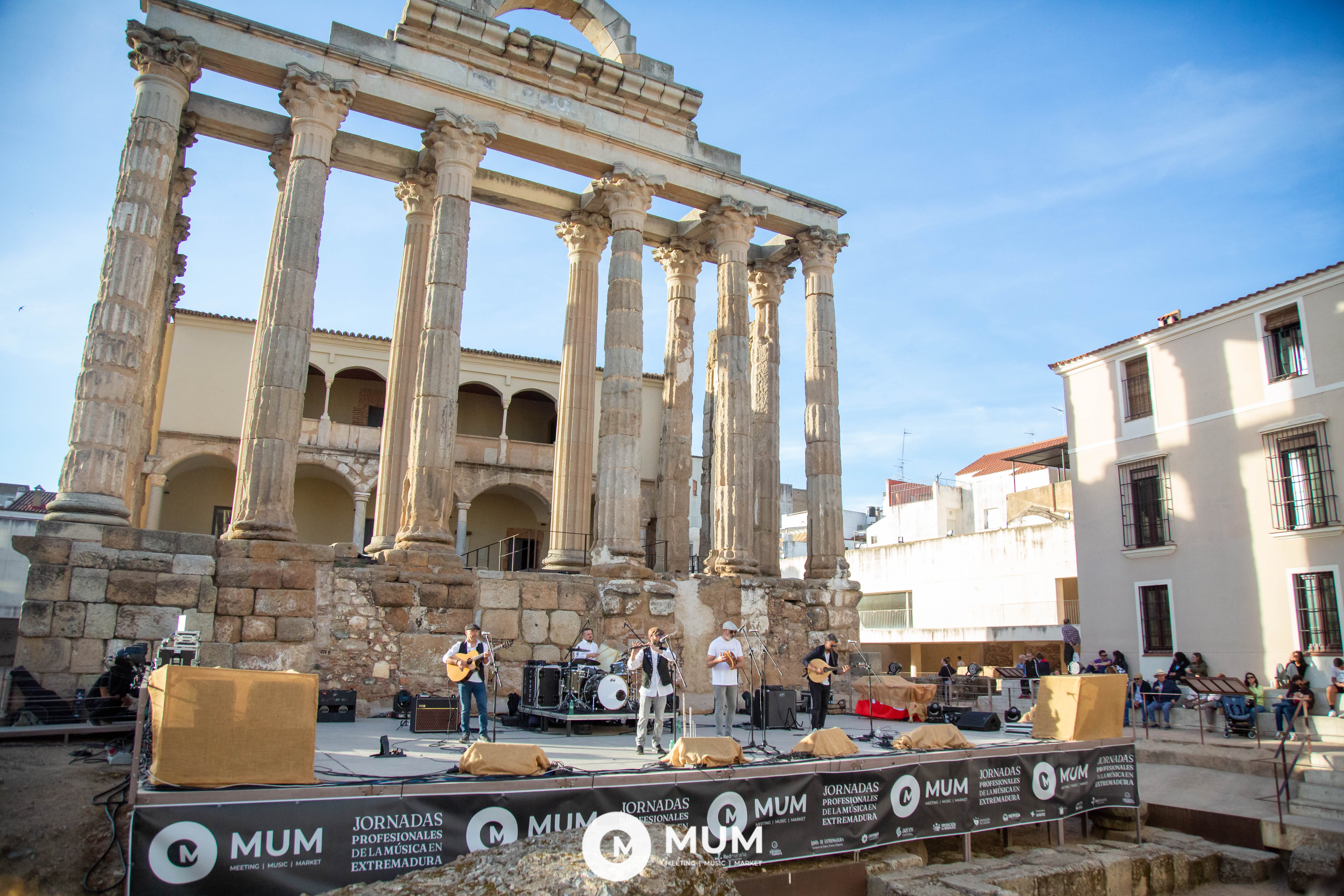 Actuación en el Templo de Diana.