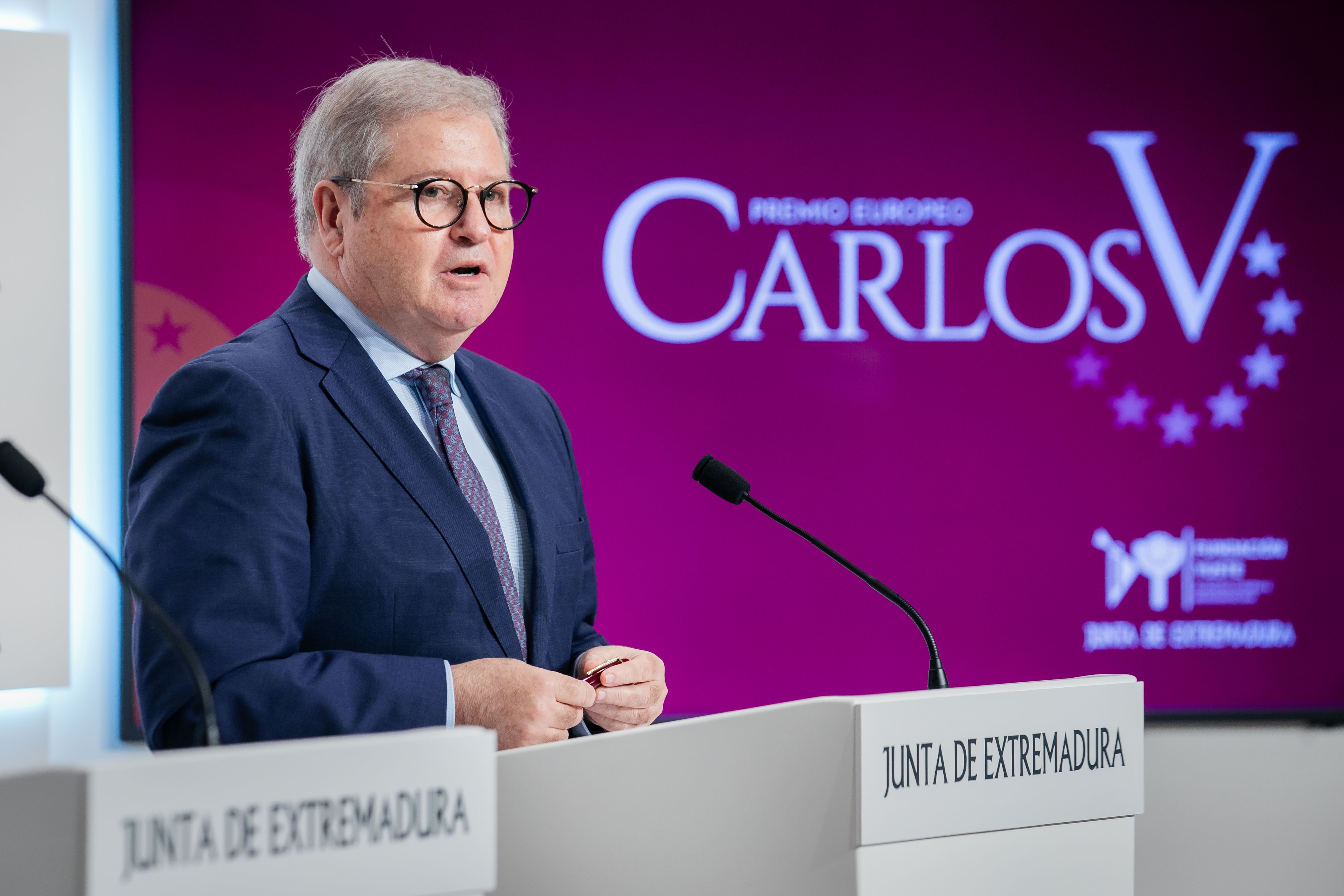 Image 0 of article Abierta la convocatoria de la XVII edición del Premio Europeo Carlos V, que ensalza los valores de la unidad, consenso y diálogo en la construcción de Europa