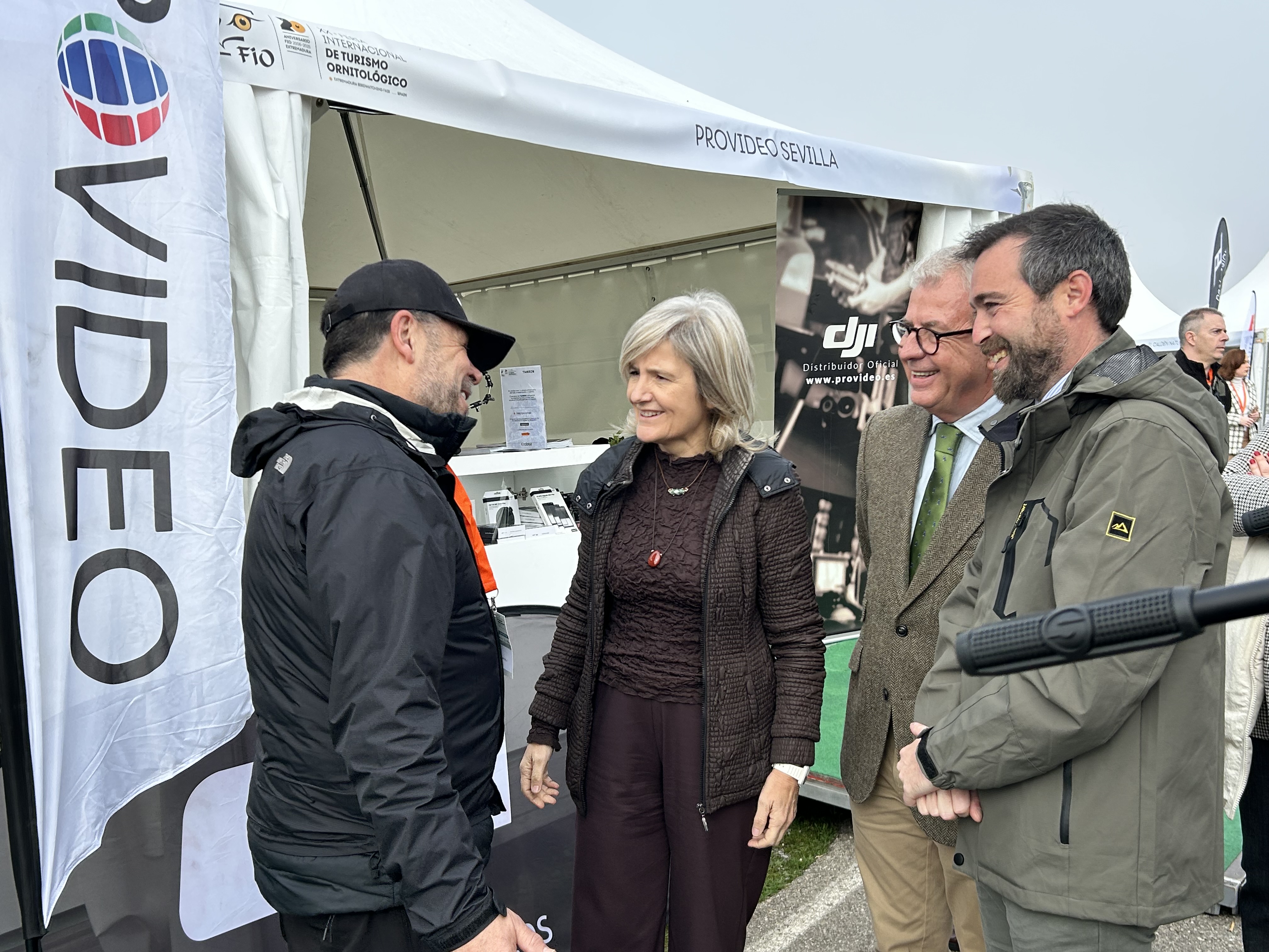 La consejera de Cultura, Turismo, Jóvenes y Deportes, Victoria Bazaga, durante la inauguración de FIO.