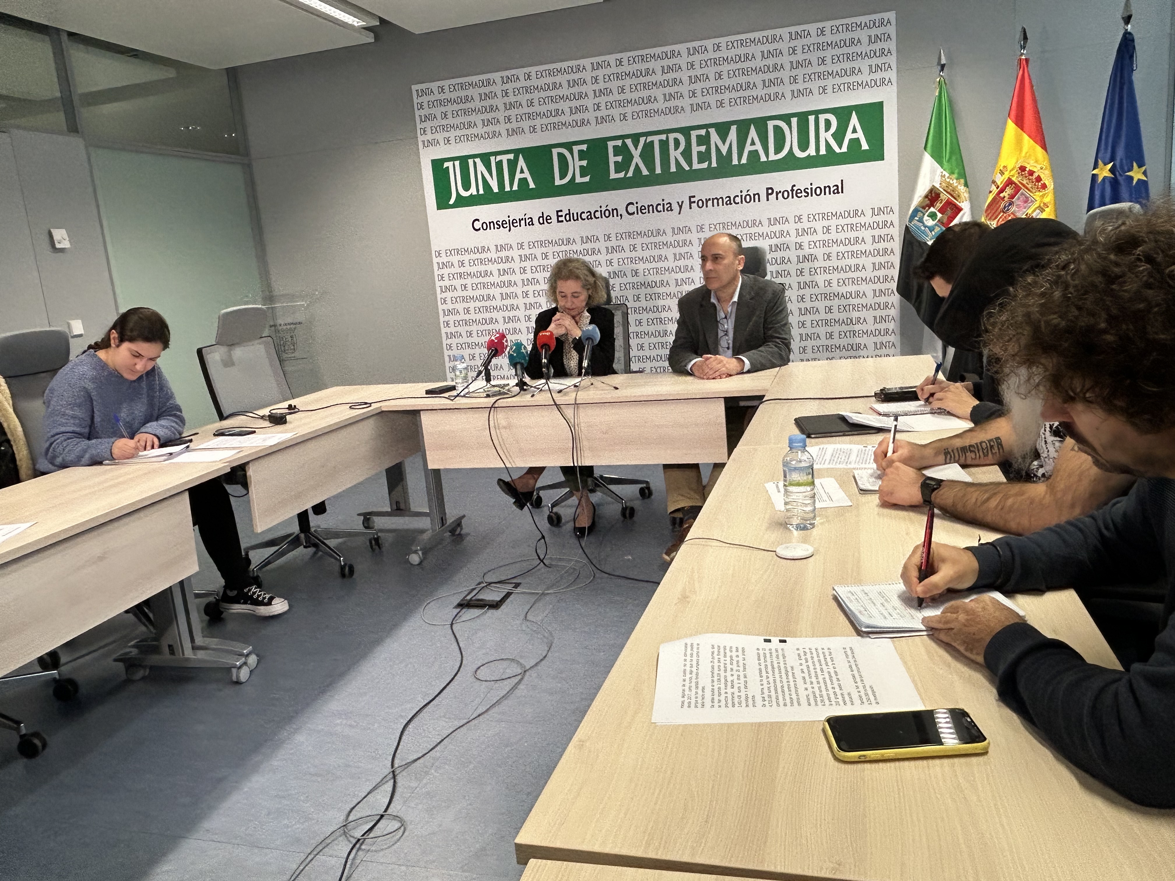 La consejera de Educación, Ciencia y Formación Profesional, María Mercedes Vaquera, en la presentación.
