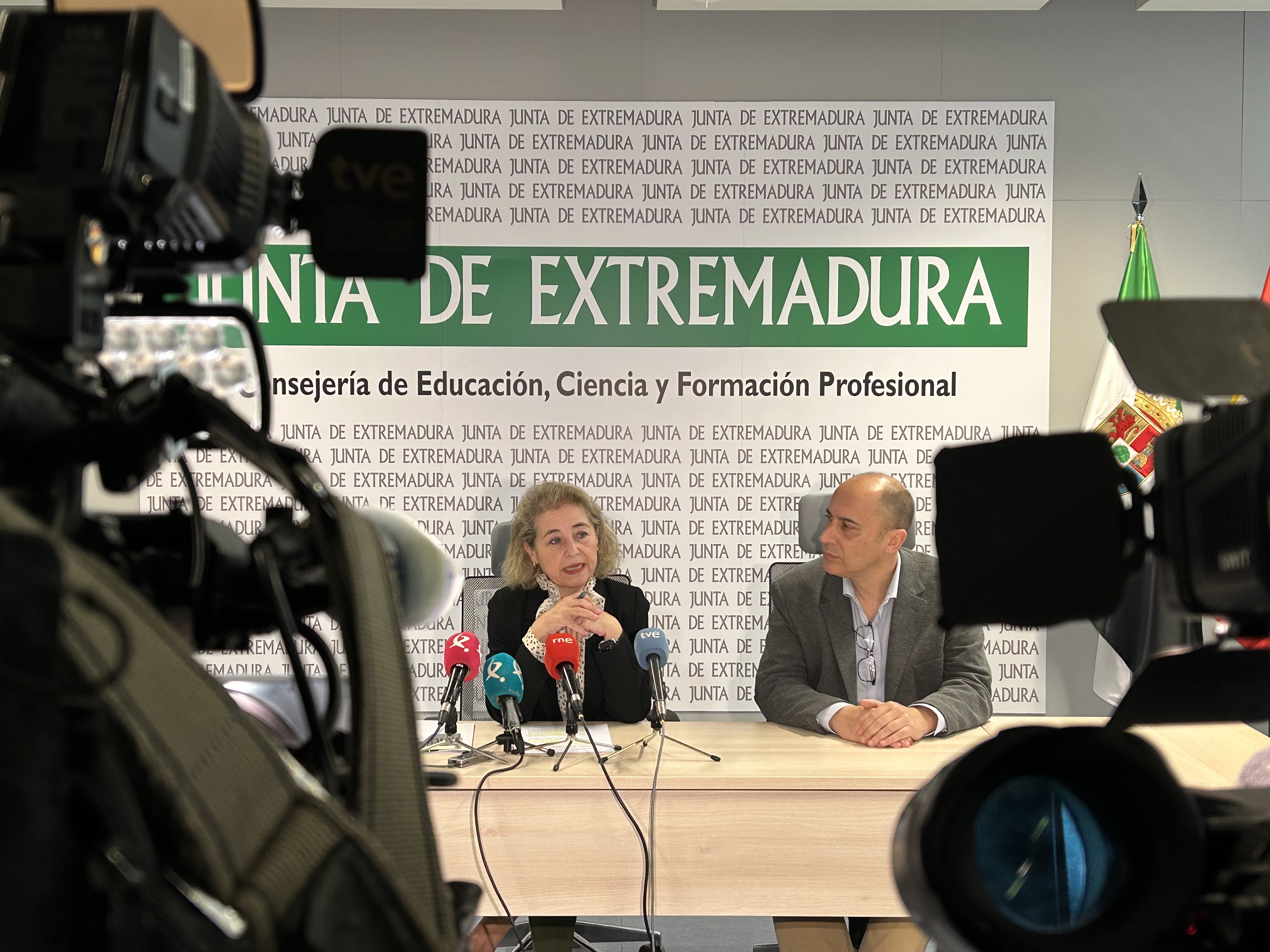 La consejera de Educación, Ciencia y Formación Profesional, María Mercedes Vaquera, en la presentación.