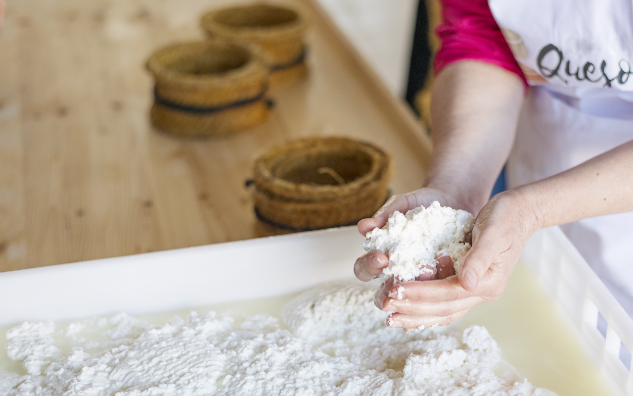 Haciendo queso