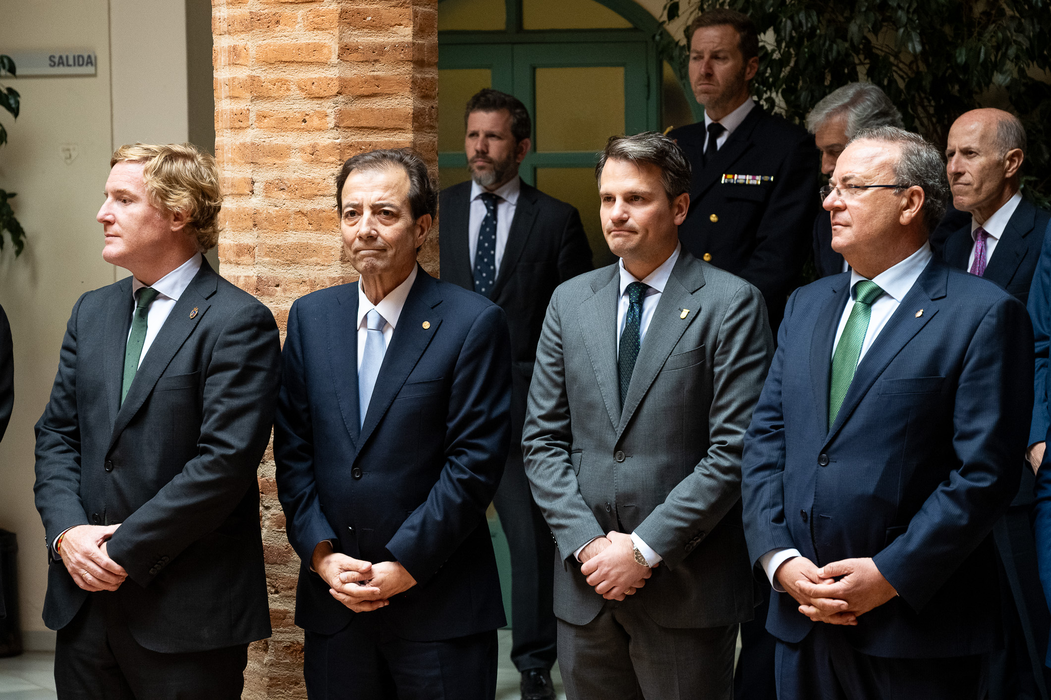 Autoridades asistentes.