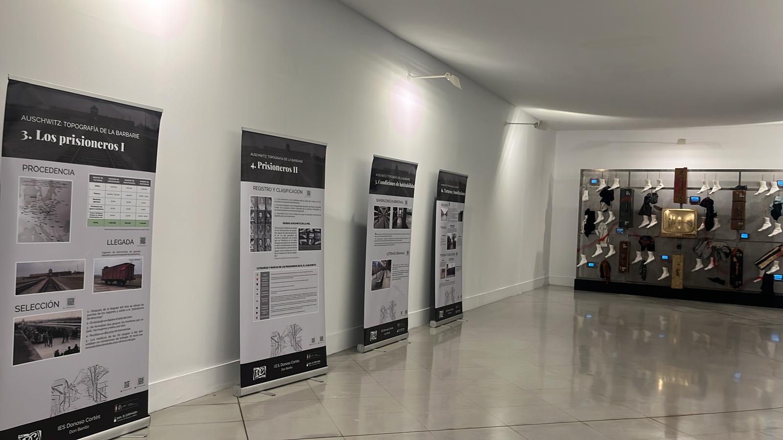 Image 1 of article La Junta de Extremadura restaura la obra A...Z de Wolf Vostell para su exposición en el MEIAC