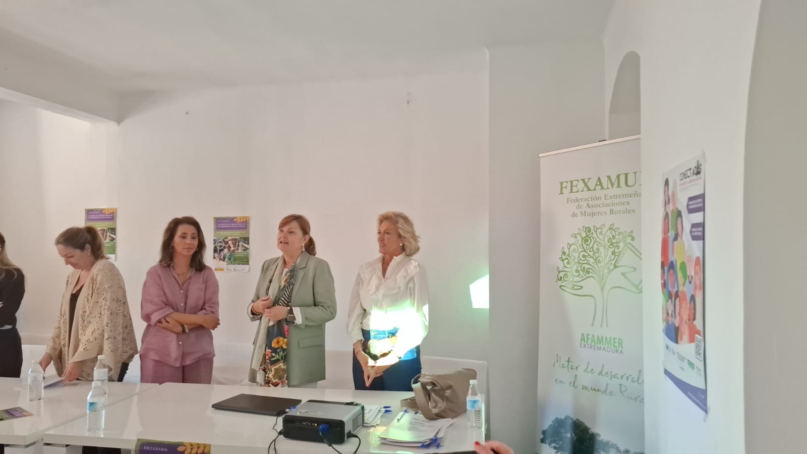 Imagen del artículo La Junta defiende una incorporación más plena de las mujeres al sector agrario en una jornada sobre el papel de estas en el mundo rural