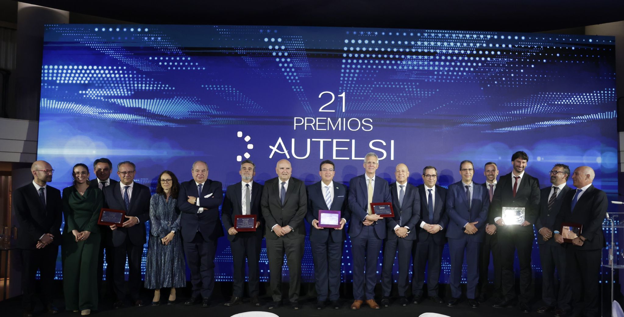 Imagen del artículo Extremadura recibe un premio nacional por su innovador proyecto de tecnología 5G en emergencias