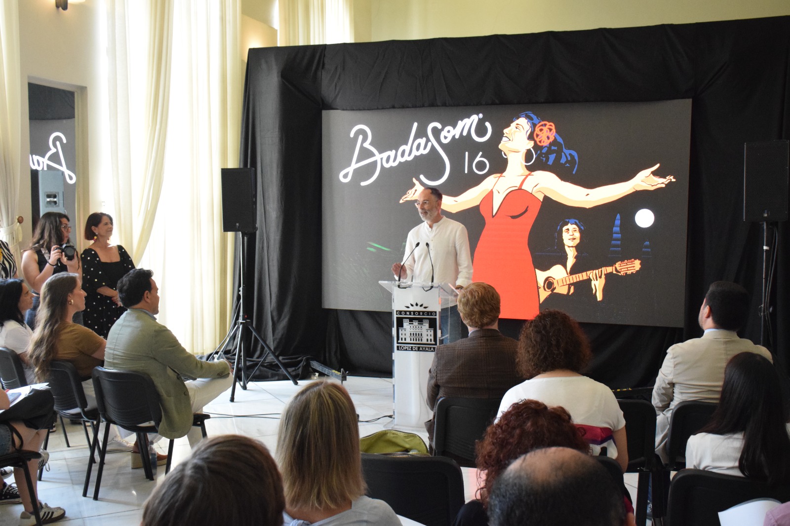 Presentación del Festival 'Badasom'.