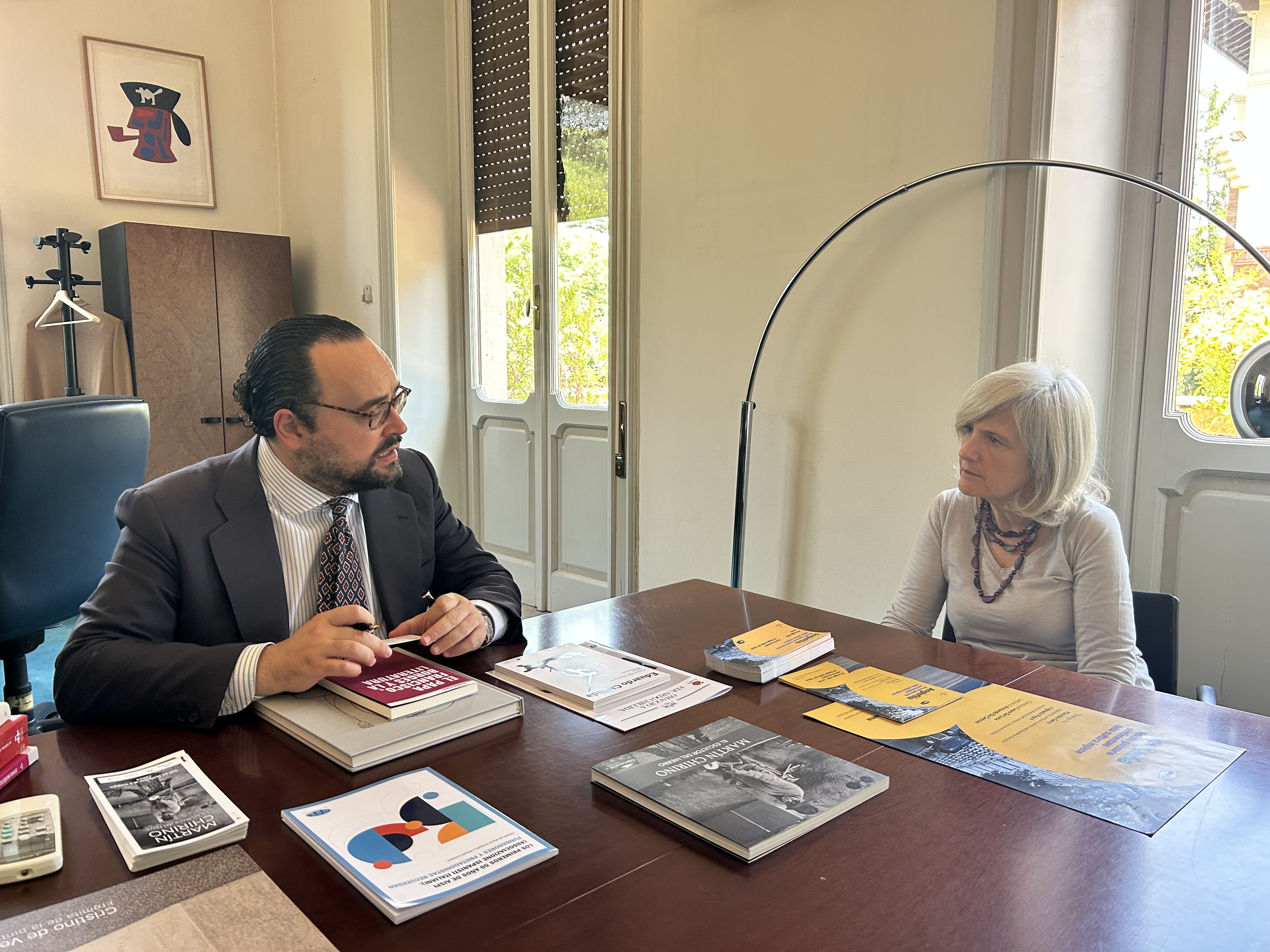 Image 4 of article Victoria Bazaga da a conocer los atractivos turísticos y culturales de Extremadura en la oficina de Turespaña y el Instituto Cervantes en Roma