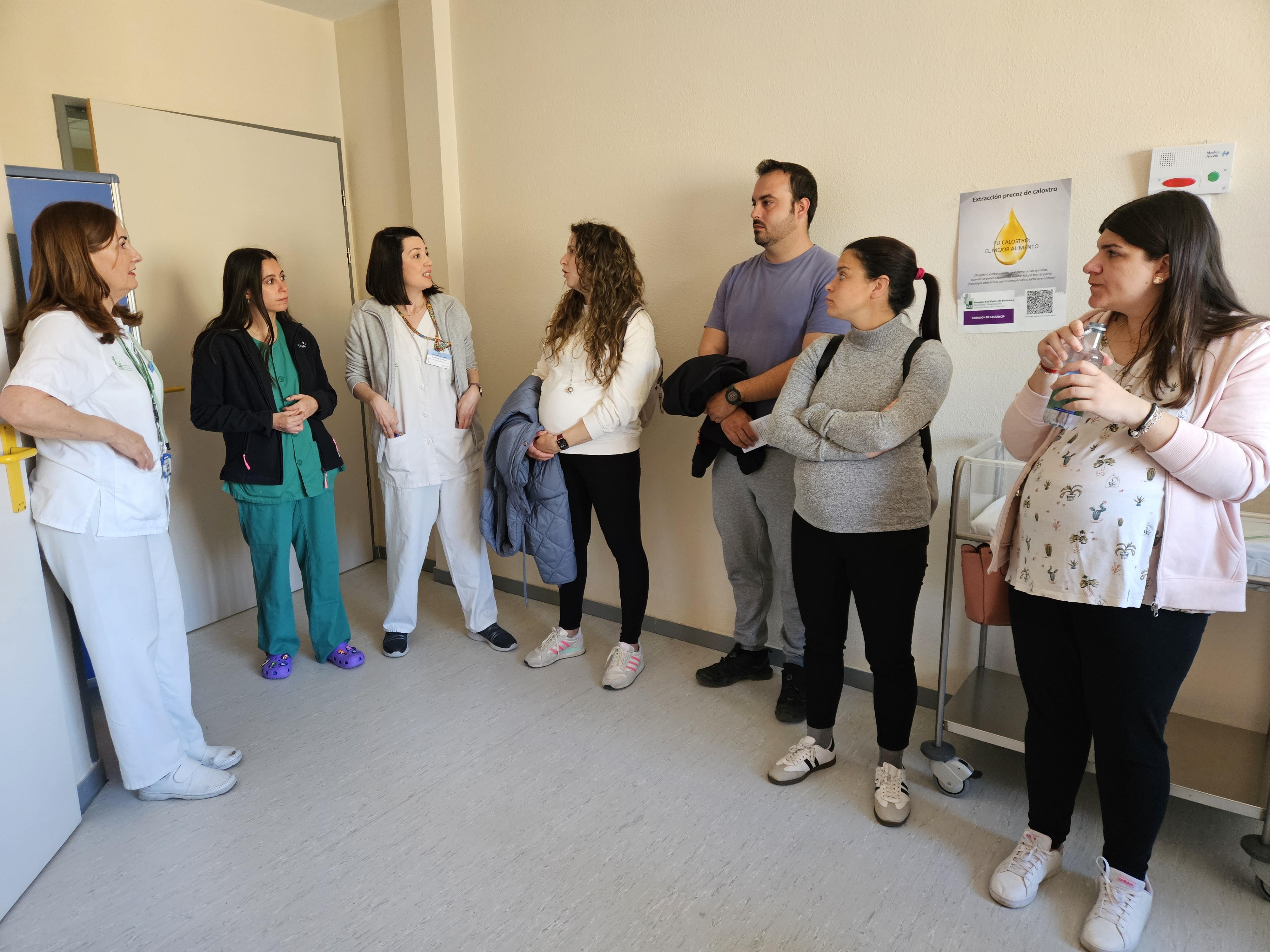 Imagen del artículo El Hospital San Pedro de Alcántara realiza visitas guiadas al paritorio para embarazadas a través del proyecto Paritour