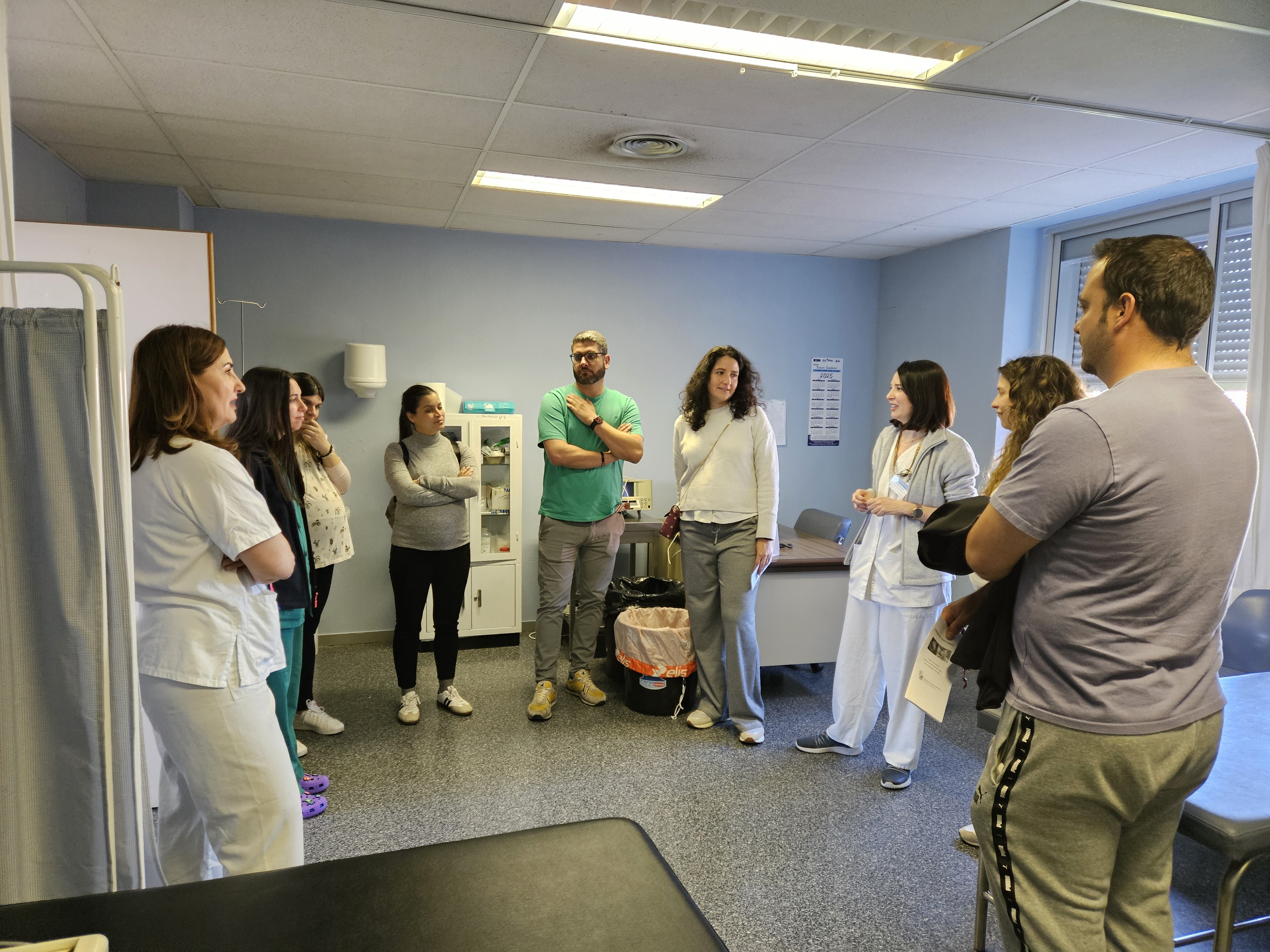 Image 2 of article El Hospital San Pedro de Alcántara realiza visitas guiadas al paritorio para embarazadas a través del proyecto Paritour