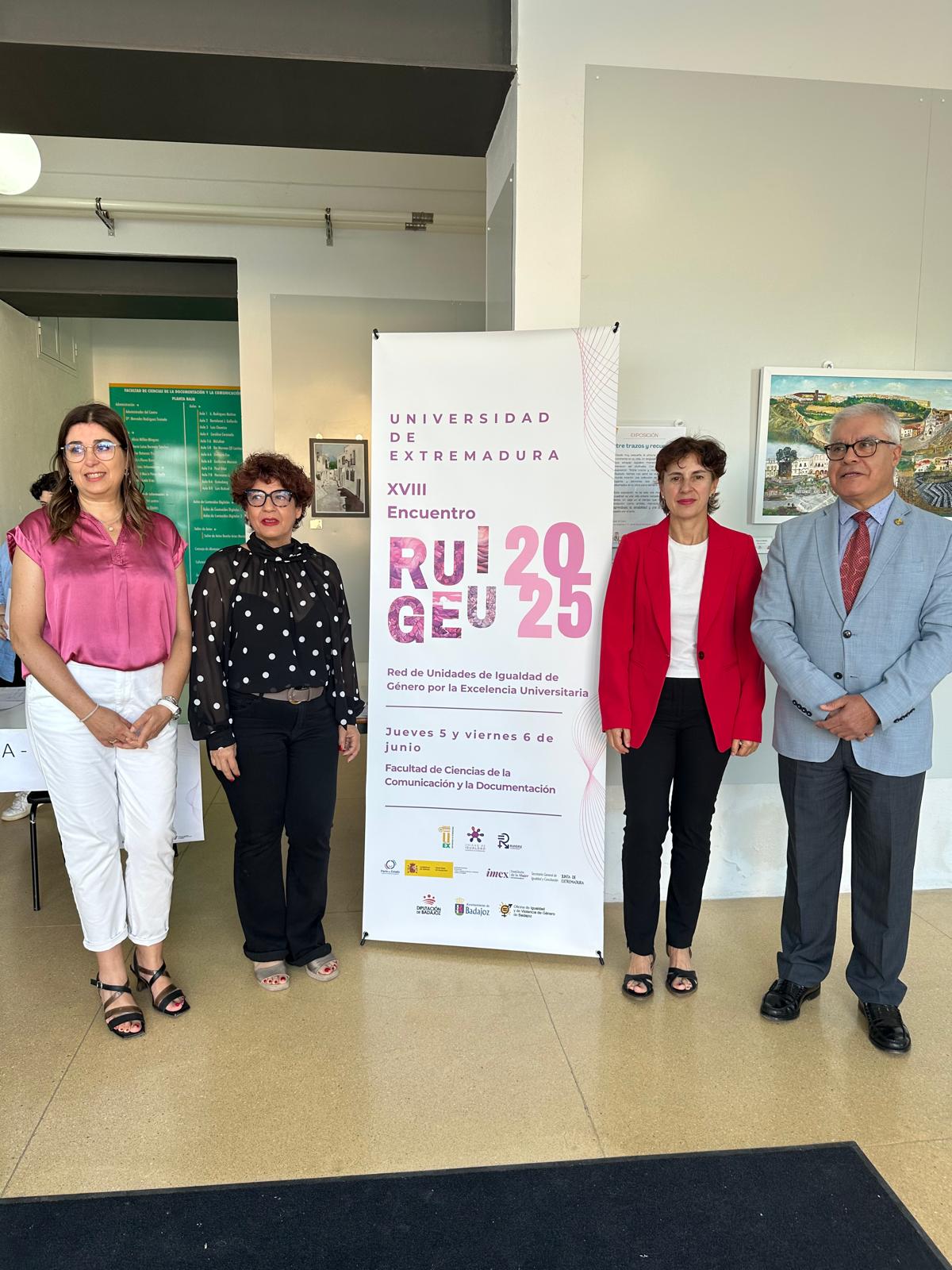 Imagen del artículo La directora general del Instituto de la Mujer destaca el papel de la universidad como motor de cambio social para la igualdad de género