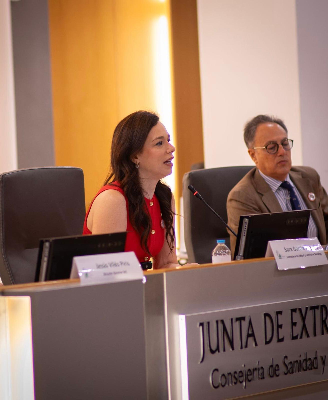 Imagen del artículo Sara Gª Espada anuncia que el próximo Encuentro Internacional de Investigación en Cuidados se celebrará, por primera vez, en Extremadura