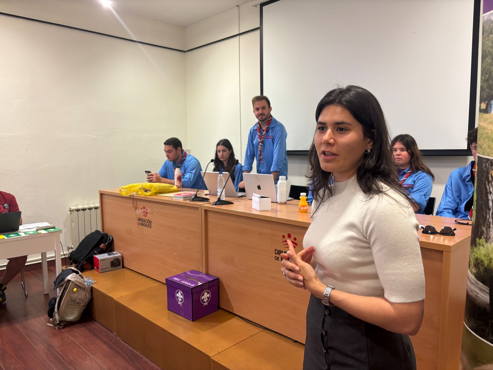 Image 1 of article La directora general del IJEX inaugura la asamblea regional de ASDE ¿ Scouts de Extremadura