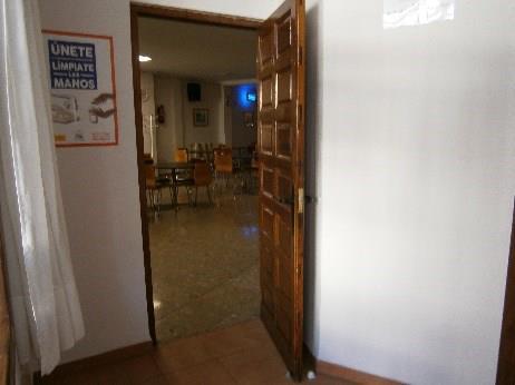 Image 1 of article La Junta de Extremadura invierte más de 27.000 euros en obras de mejora de accesibilidad en el Centro de Mayores de Alcántara