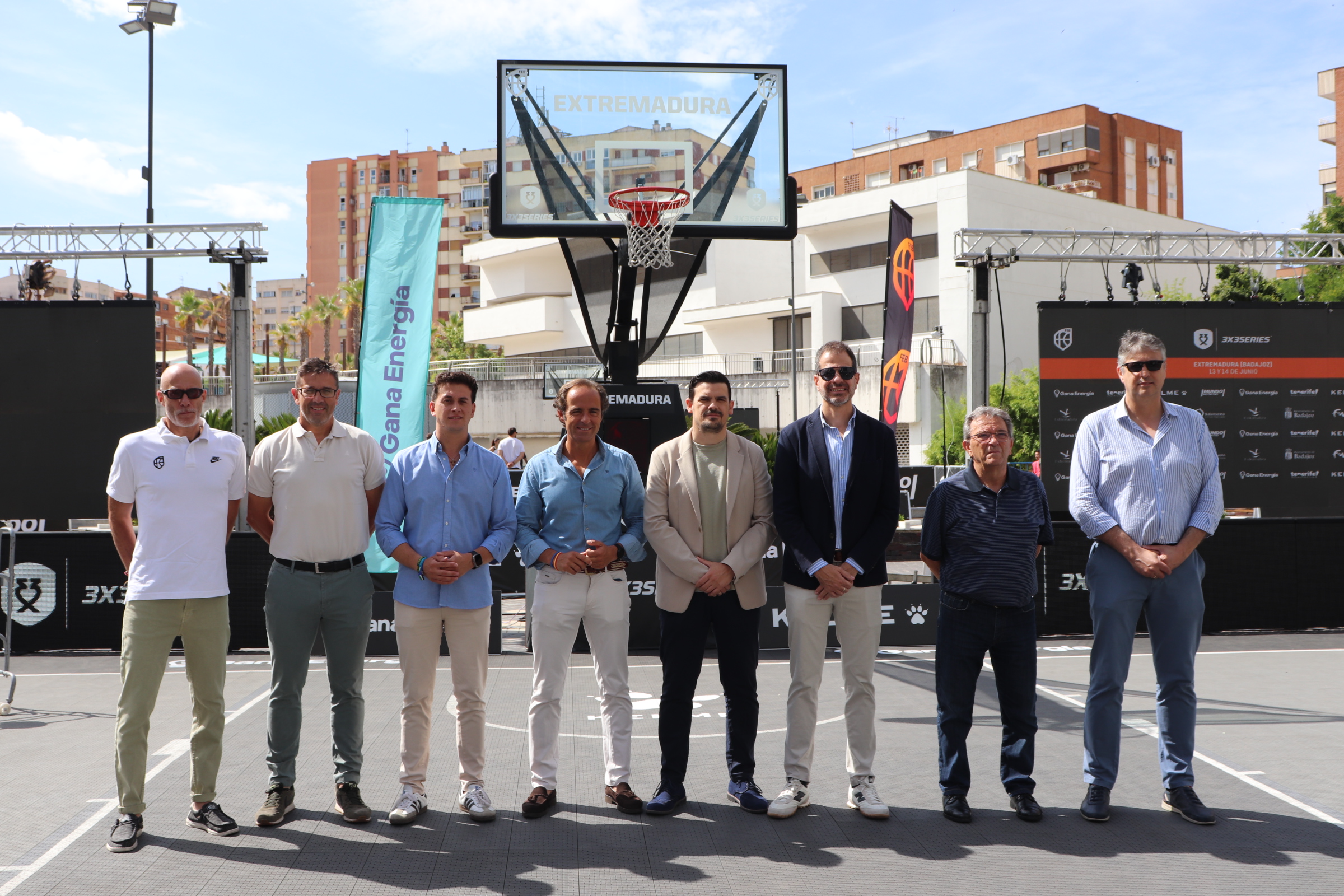 Imagen del artículo La Junta impulsa la modalidad de baloncesto 3x3 apoyando el Open Series Extremadura como patrocinador principal