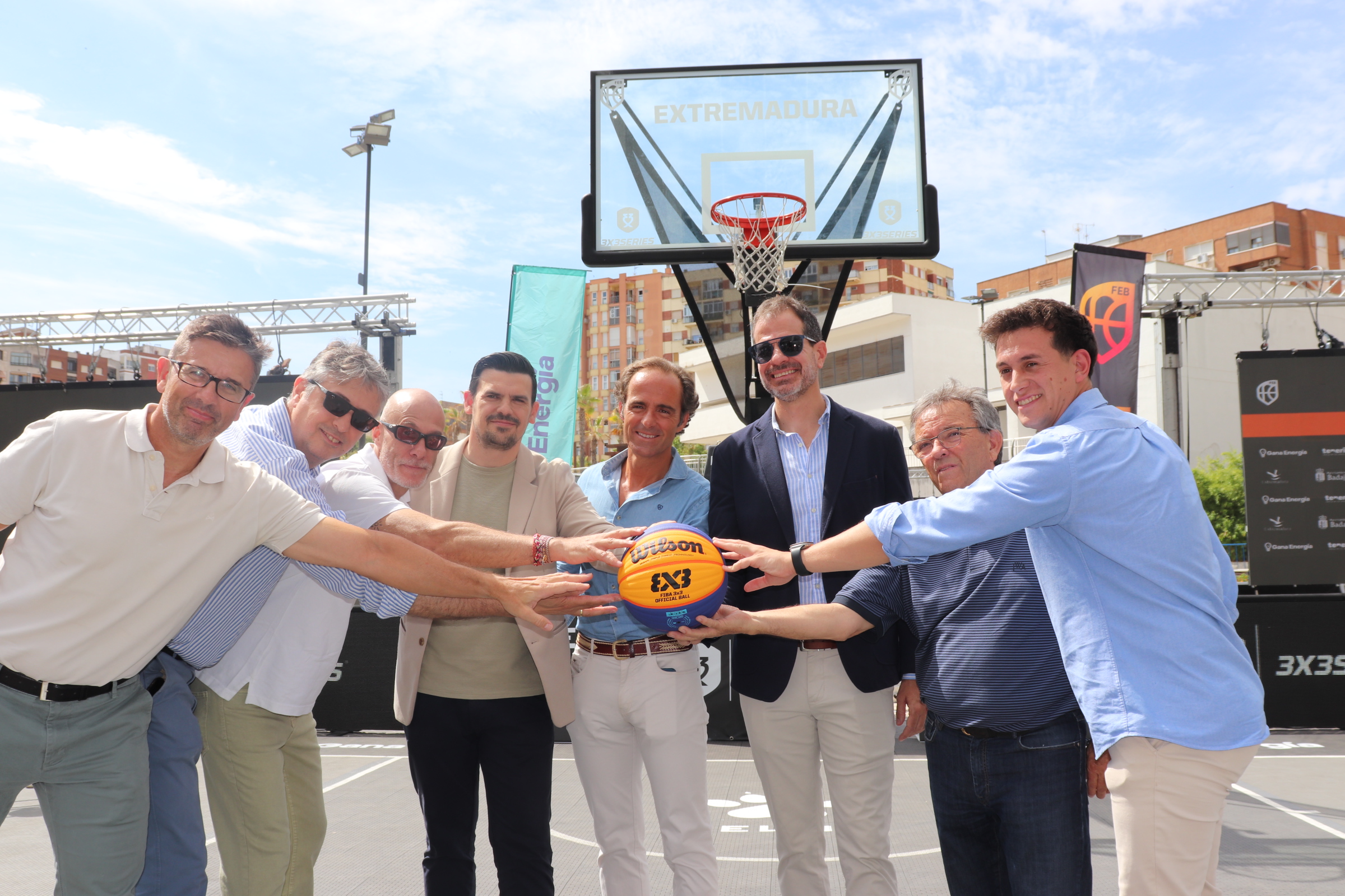 Image 6 of article La Junta impulsa la modalidad de baloncesto 3x3 apoyando el Open Series Extremadura como patrocinador principal