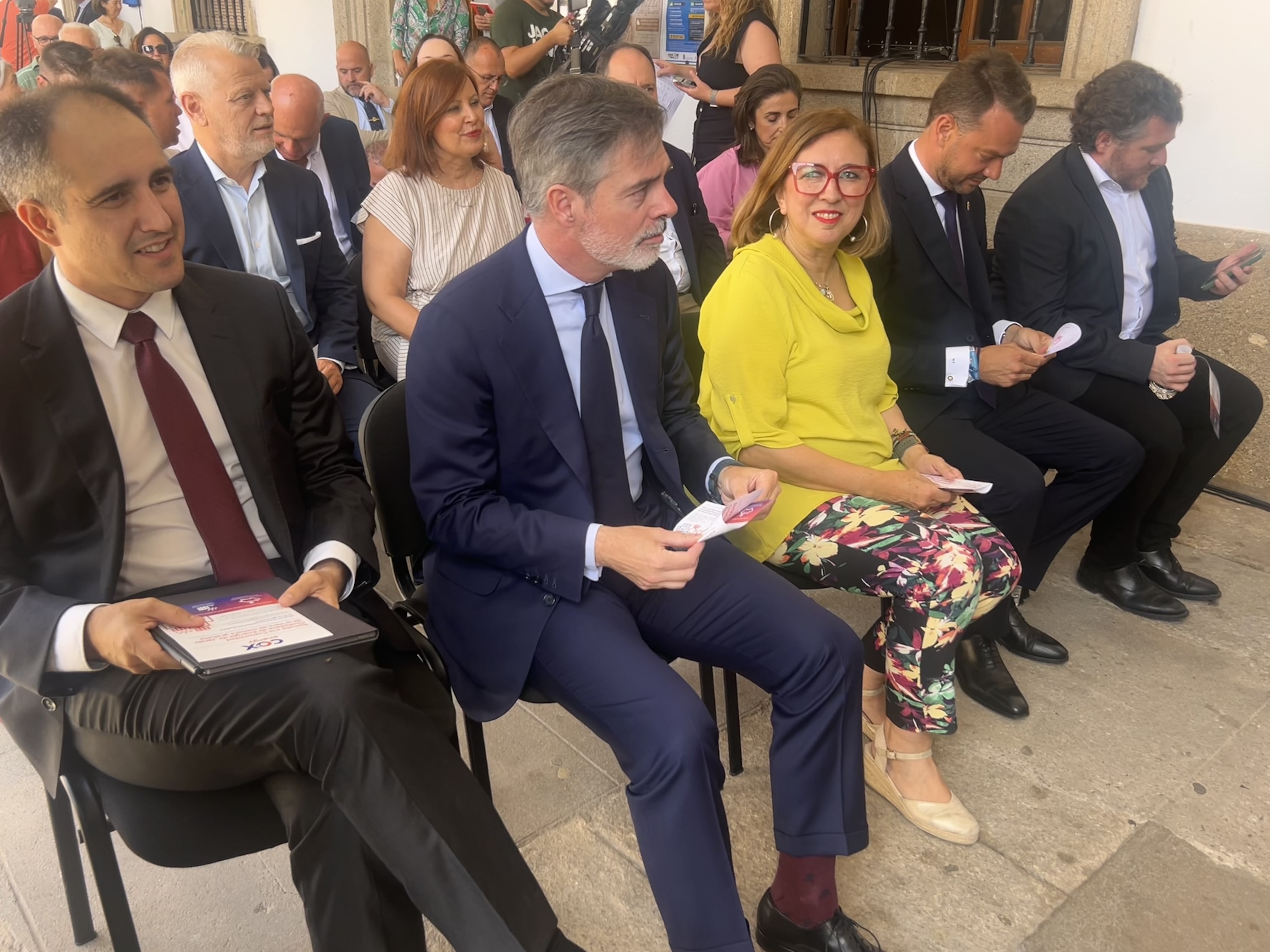 La consejera acompañada