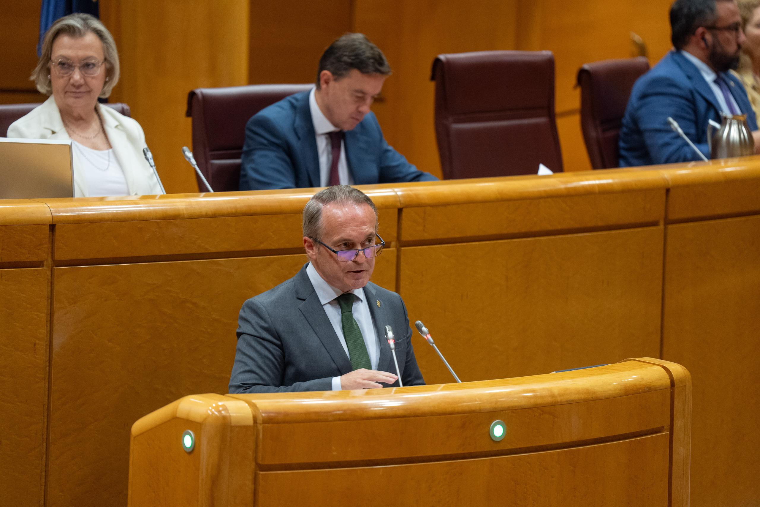Imagen del artículo Manuel Martín, en el Senado: La propuesta de vivienda de Pedro Sánchez es empezar la casa por el tejado