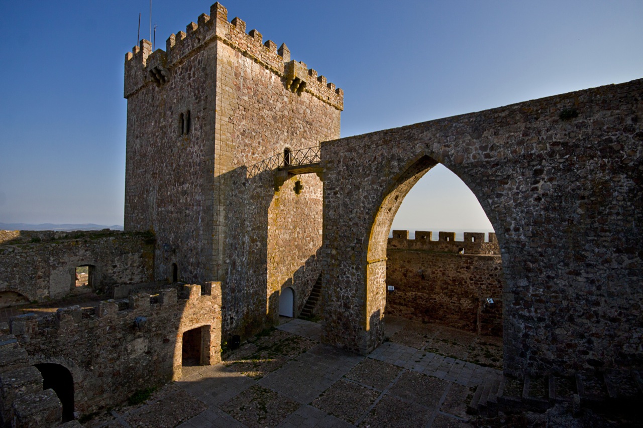 Imagen del artículo La Junta de Extremadura licita las obras de consolidación del Castillo de Luna en Alburquerque, con una inversión cercana a los 400.000 euros