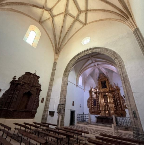 Iglesia Almendral