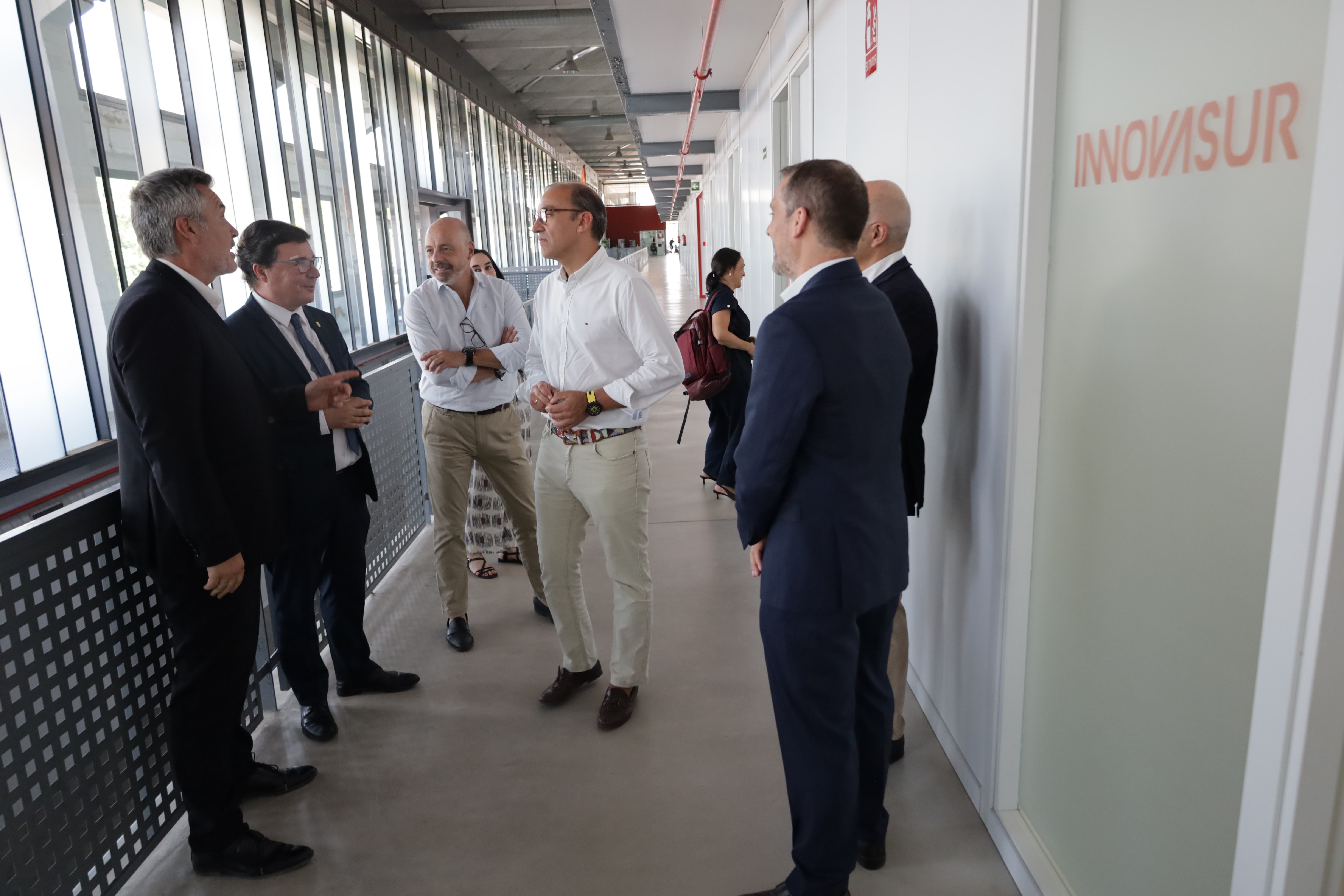 Imagen del artículo El consejero de Economía destaca que el Centro de Datos de Cáceres será un hito para el desarrollo tecnológico y reforzará el crecimiento del empleo en Extremadura
