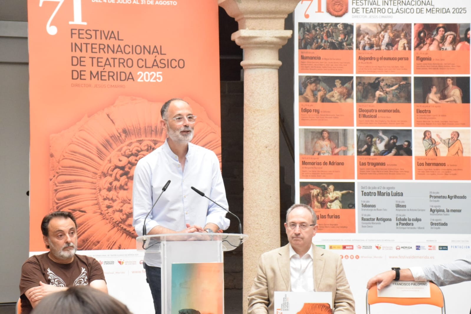 El secretario general de Cultura, Francisco Palomino, en la presentación.