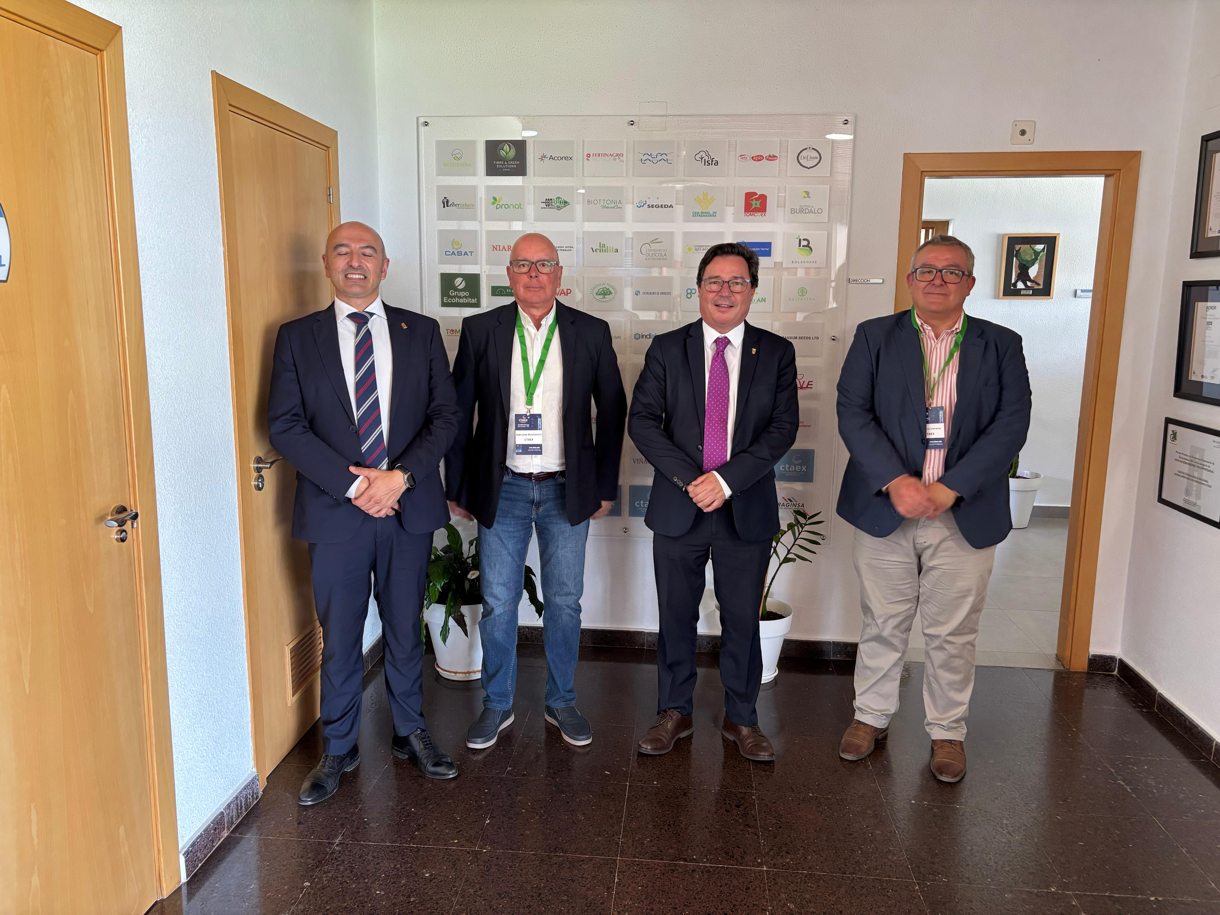 Clausura asamblea de CTAEX foto 3
