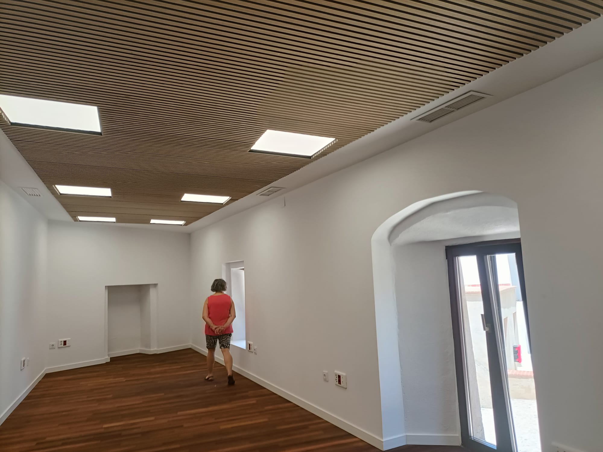 Imagen del artículo La Junta invierte 750.000€ en la rehabilitación de la Casa Fuerte de Valencia del Ventoso, incorporando un espacio de 'coworking' para emprendedores