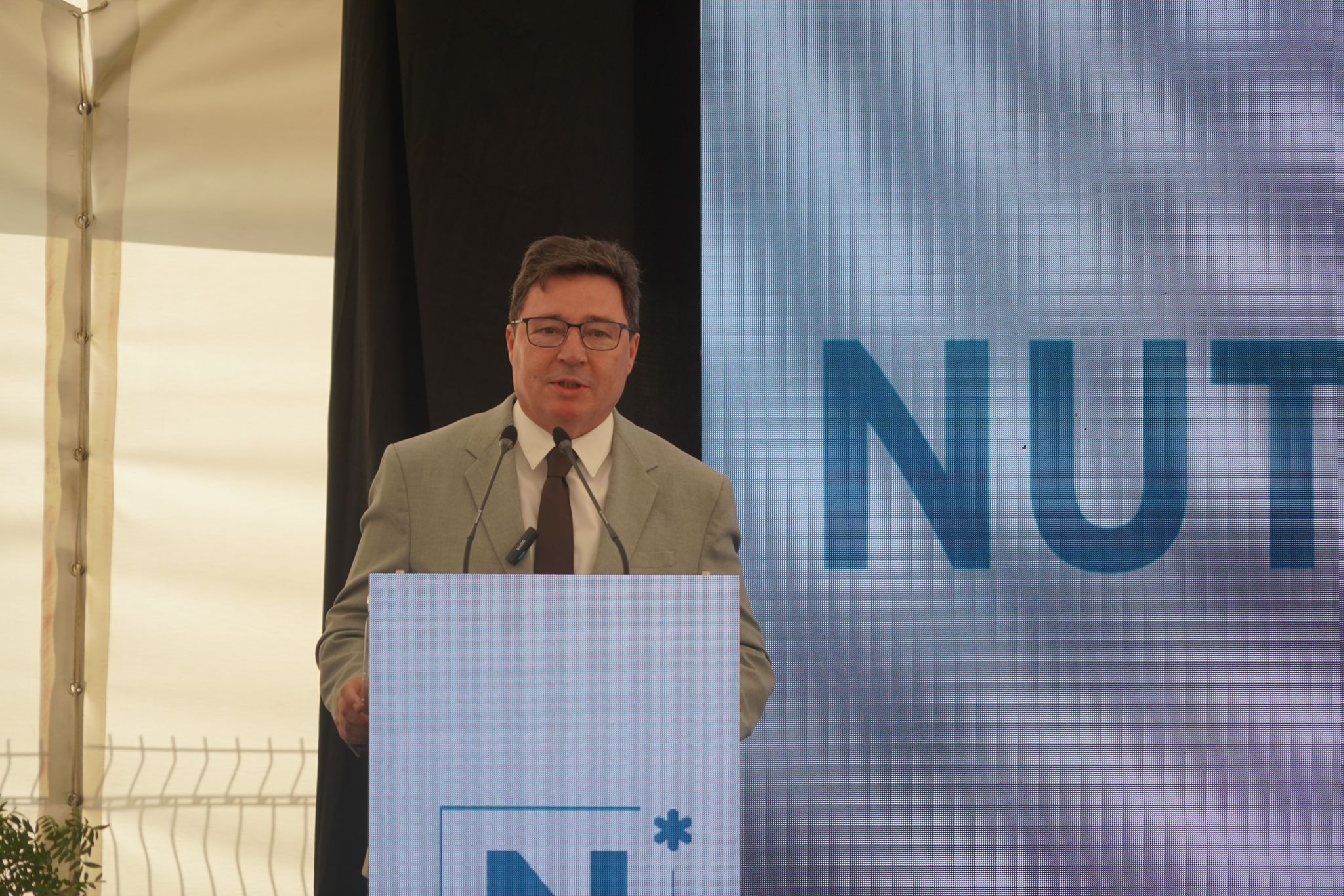Image 5 of article El consejero Santamaría destaca la apuesta de Nutrisens por la innovación, la sostenibilidad y el desarrollo económico en la inauguración de sus nuevas instalaciones en Badajoz